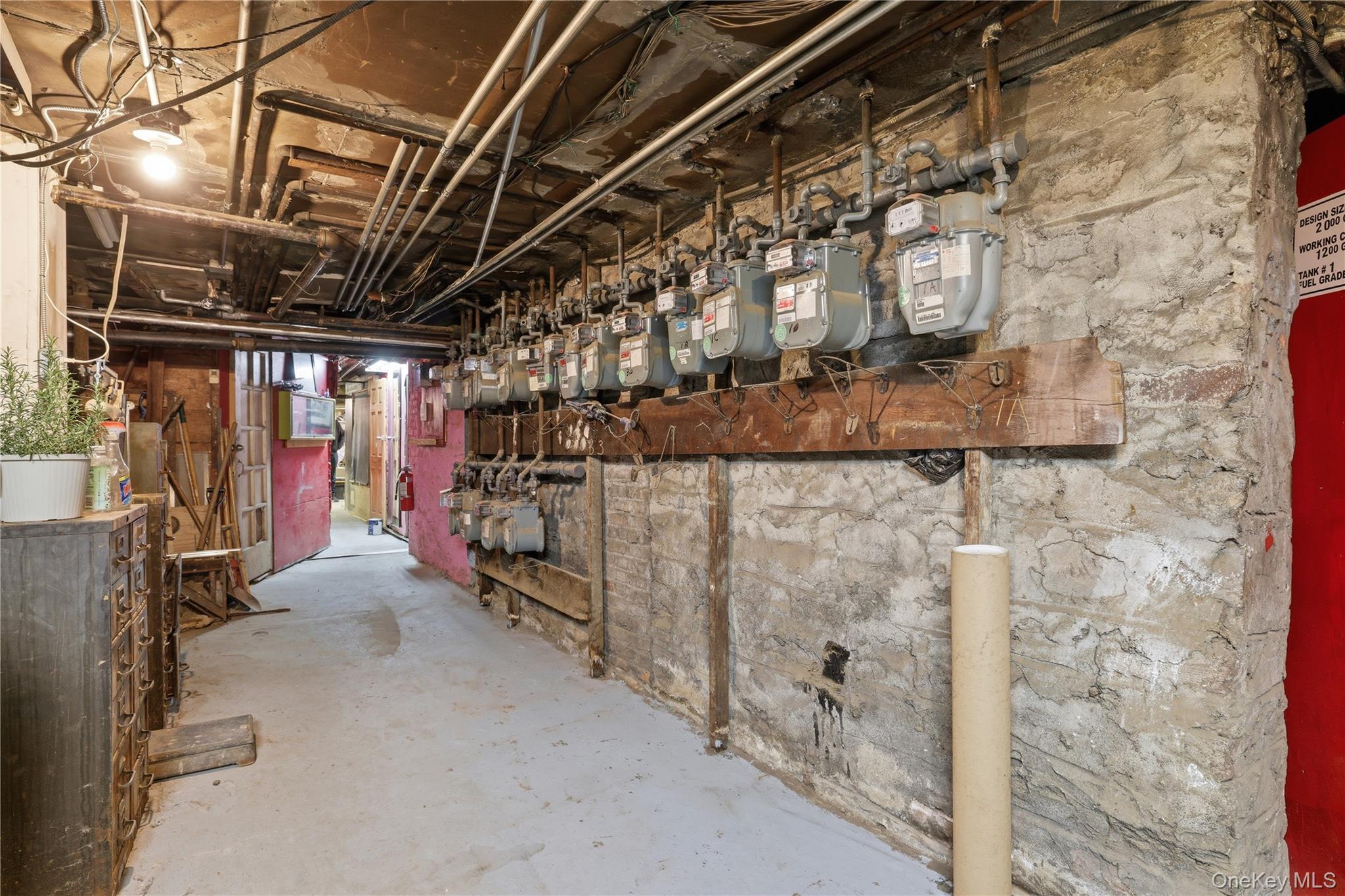 1084 Willmohr Street Property Photo 8