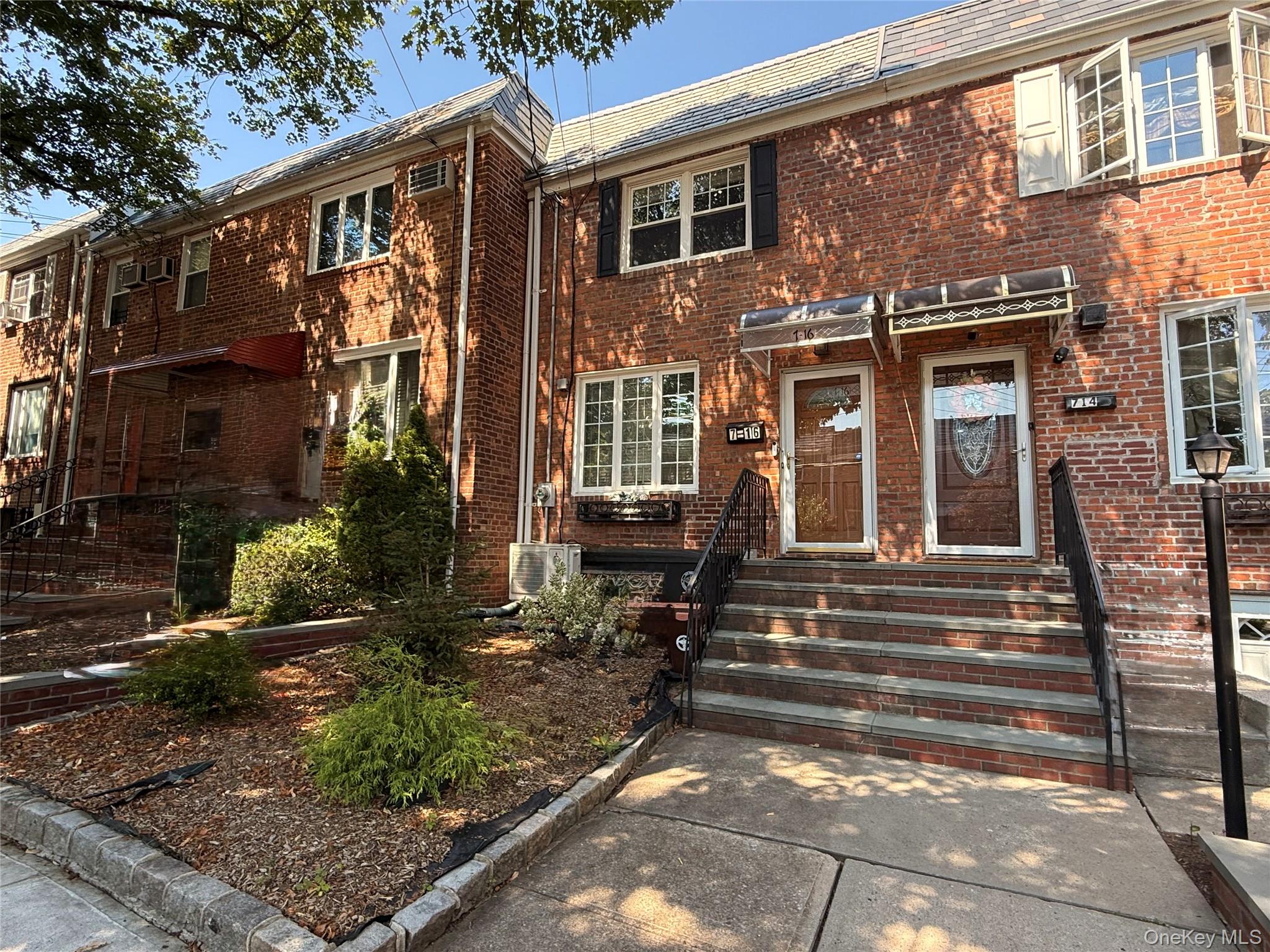 7-16 160th Street Property Photo 1