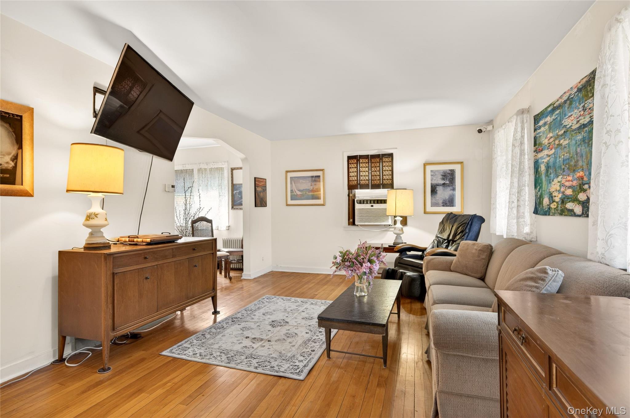 160 Albermarle Avenue Property Photo 2