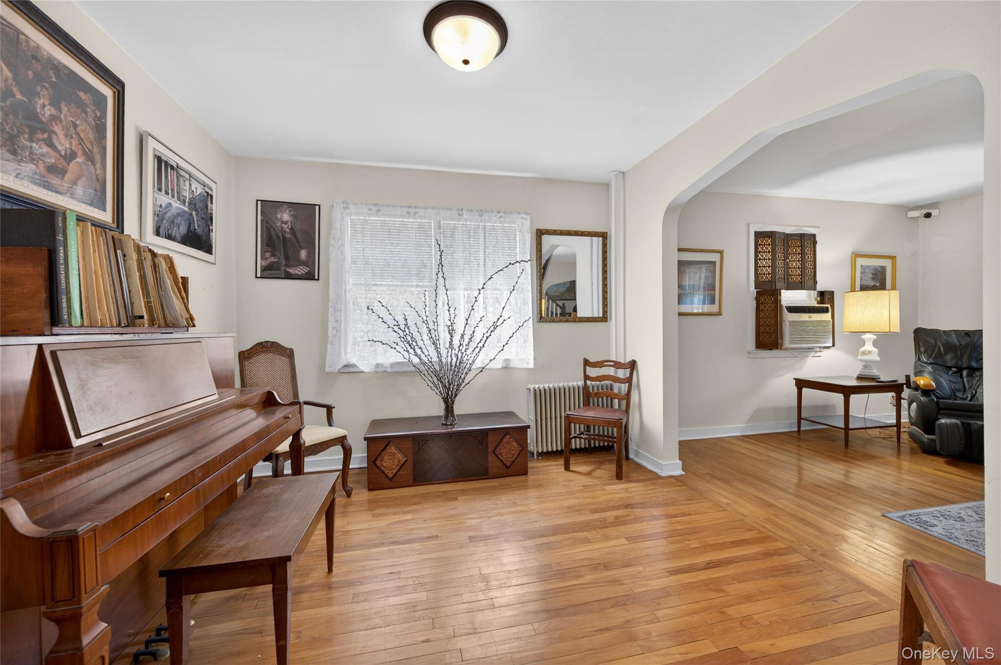 160 Albermarle Avenue Property Photo 4