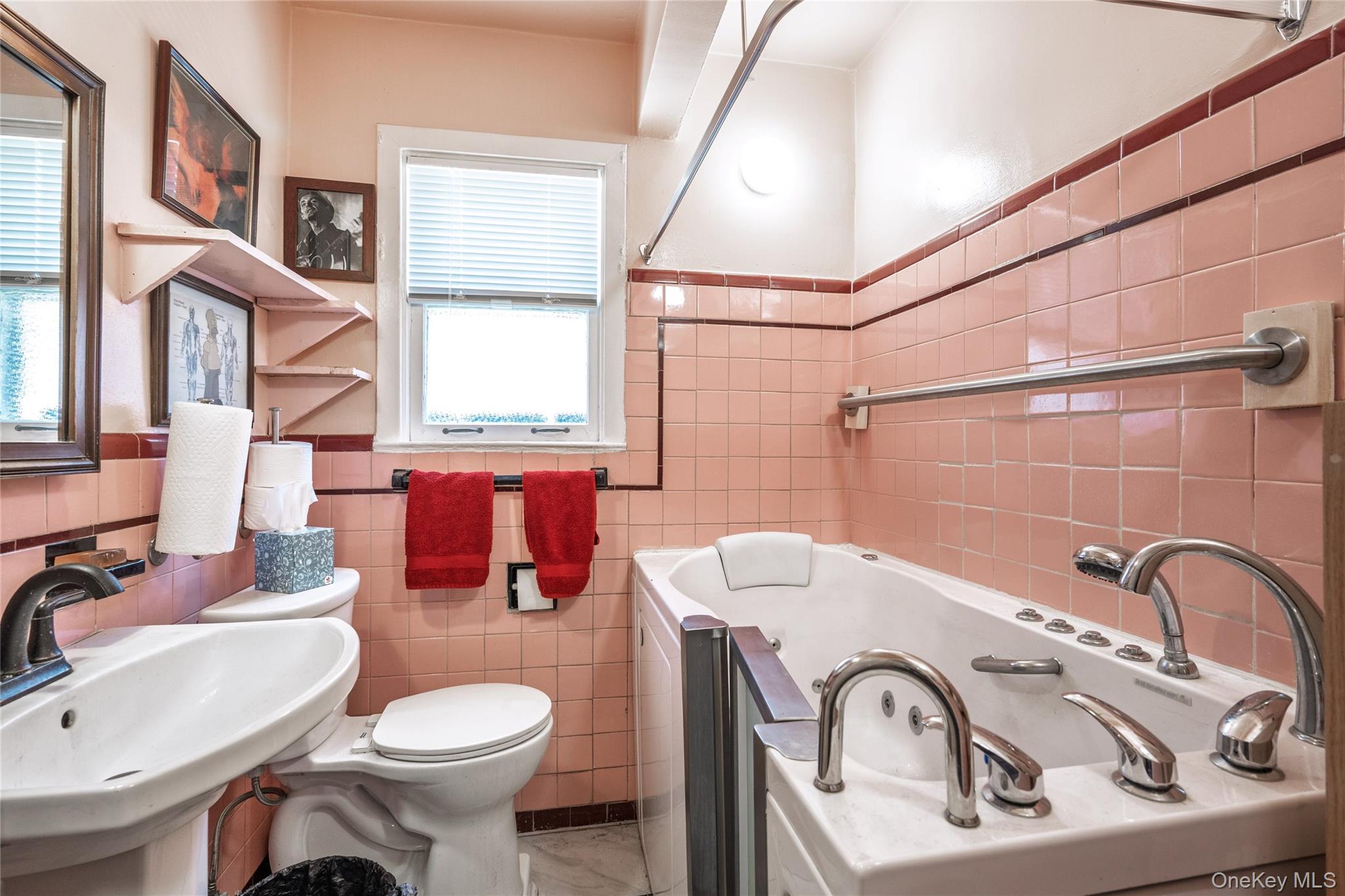 160 Albermarle Avenue Property Photo 12