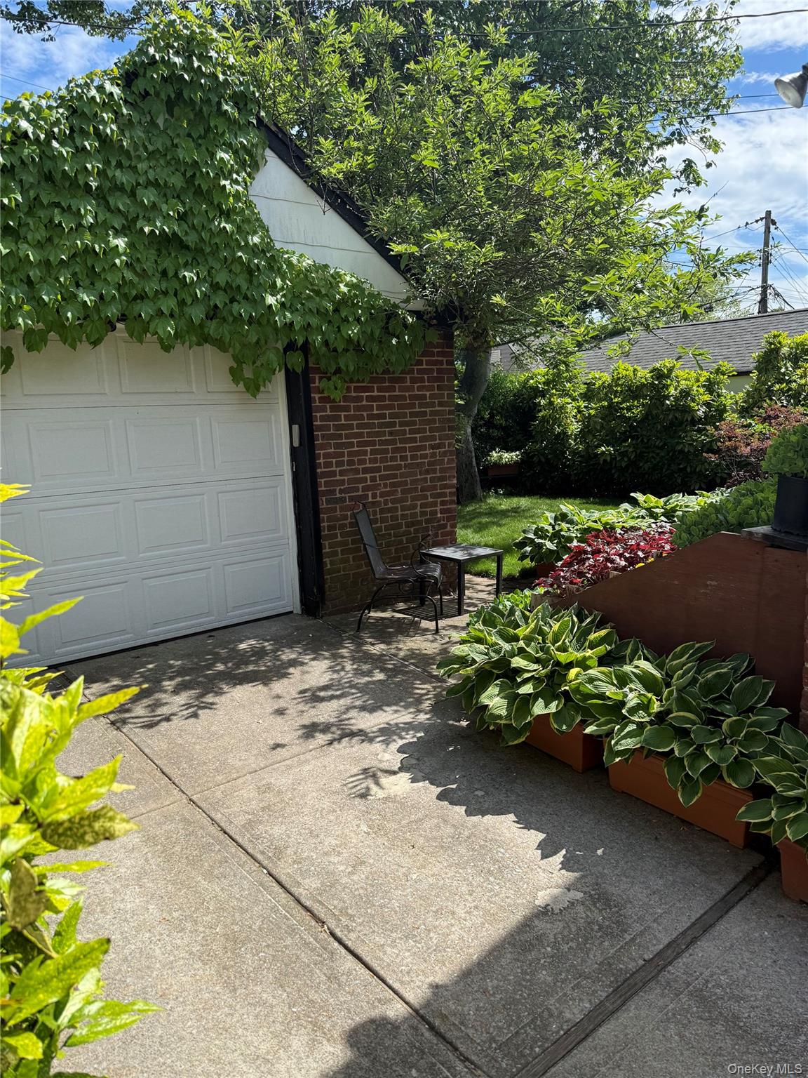 160 Albermarle Avenue Property Photo 19