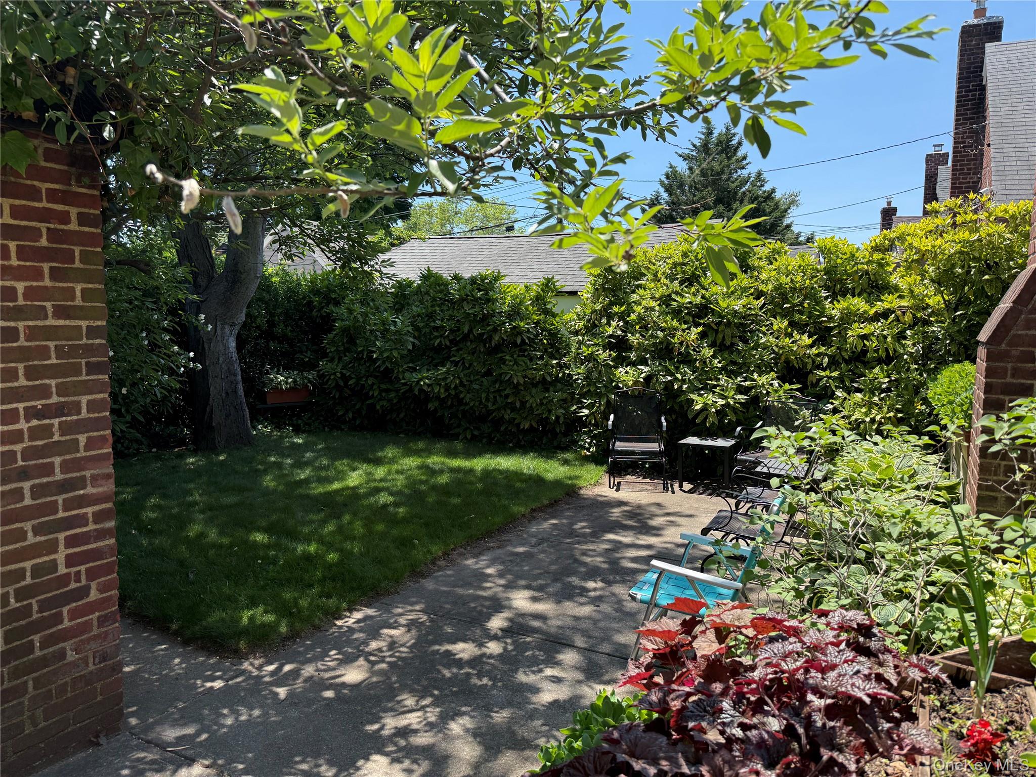 160 Albermarle Avenue Property Photo 21