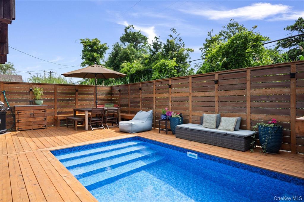 17 Bungalow Walk Property Photo 15