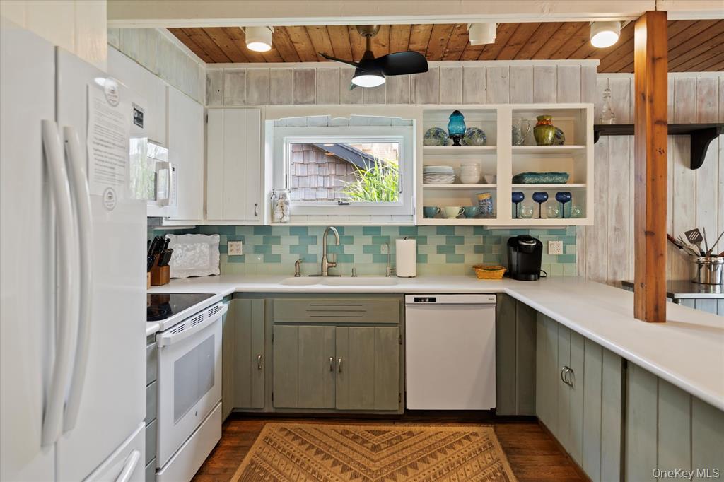 17 Bungalow Walk Property Photo 17