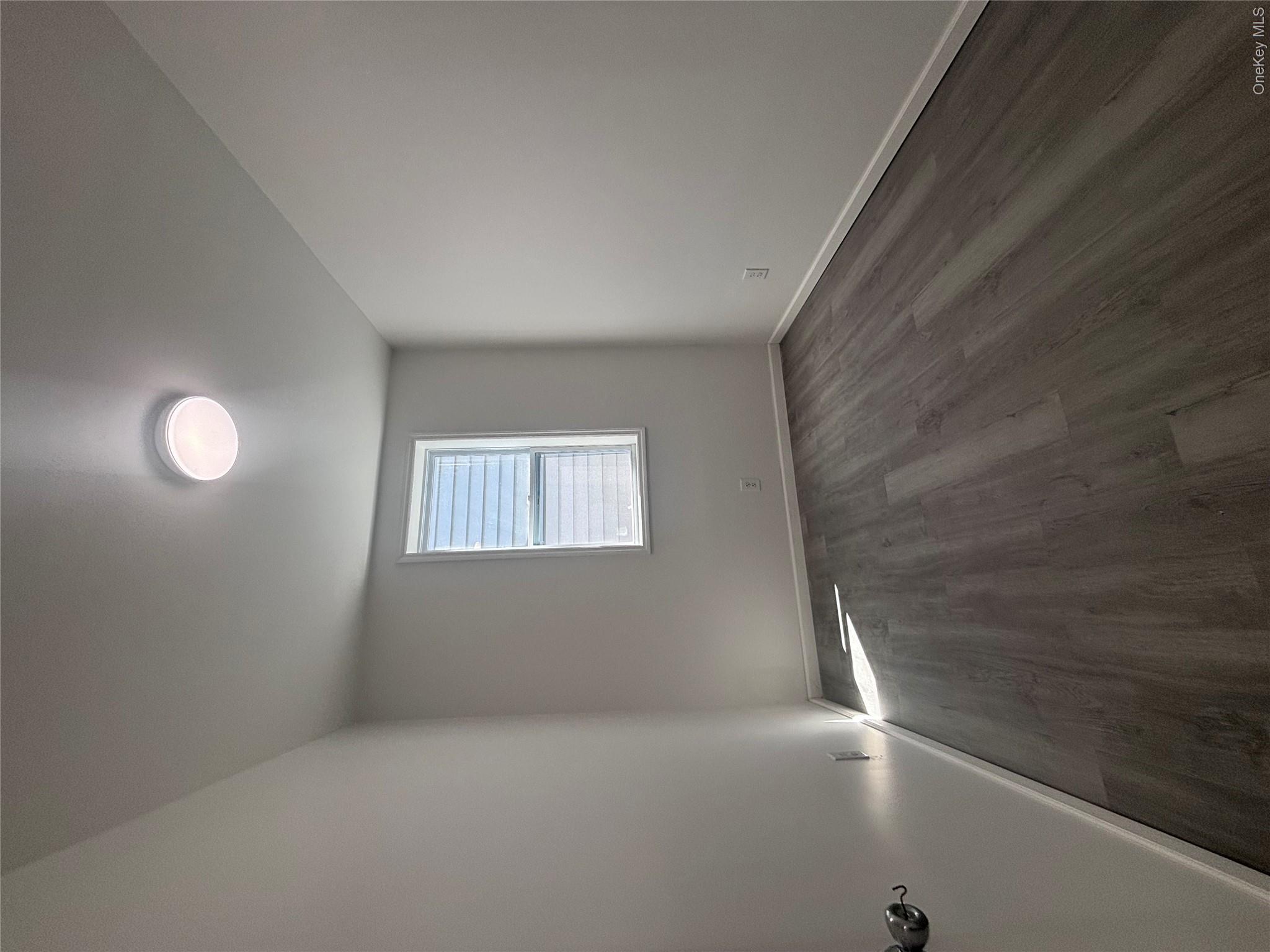 486 3rd Street 2 Property Photo 14