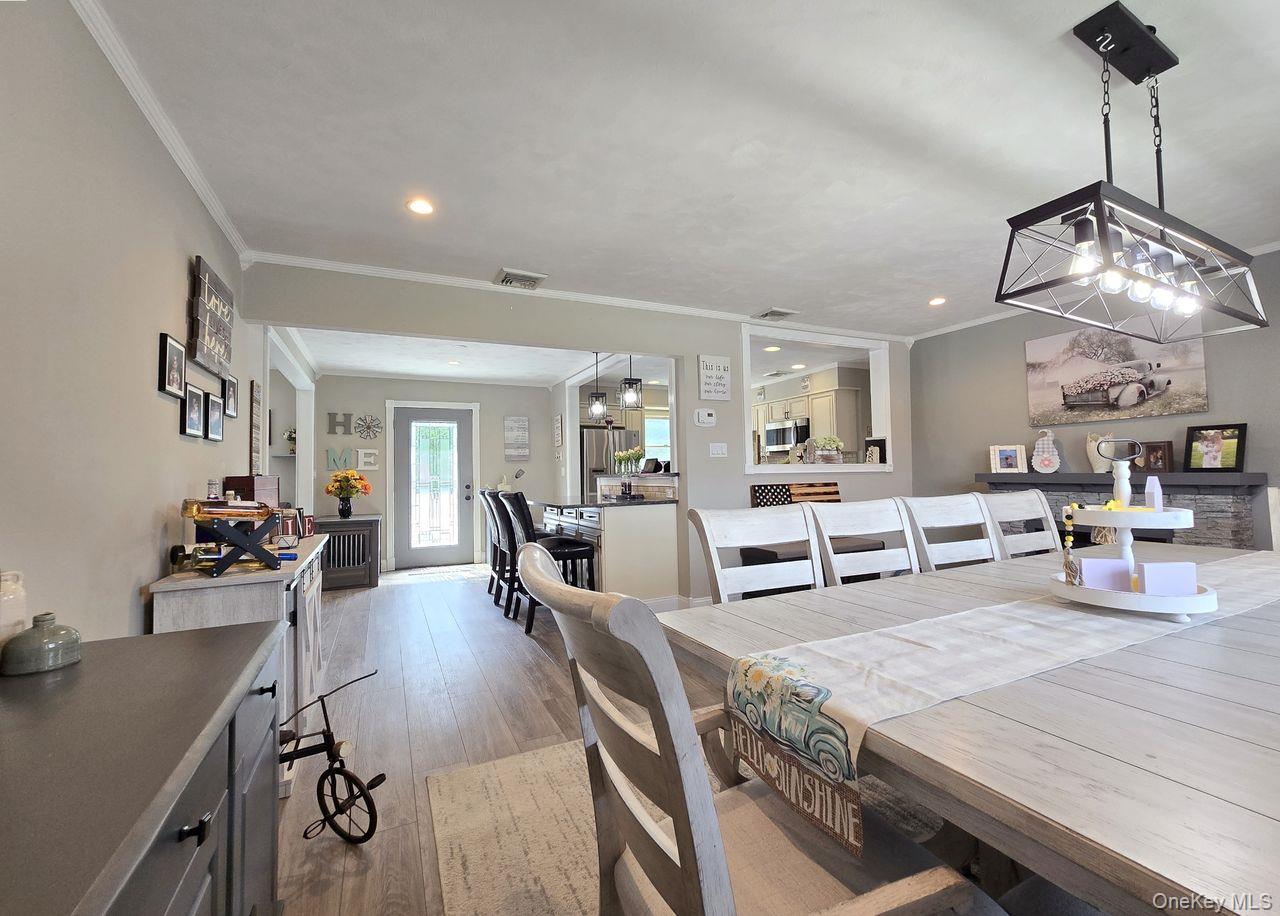 22 Clifford Drive Property Photo 4