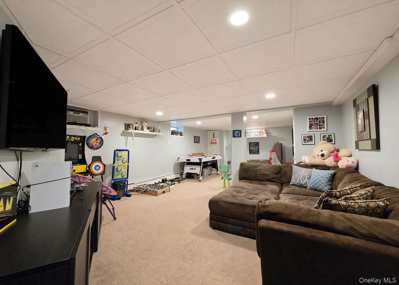 22 Clifford Drive Property Photo 17