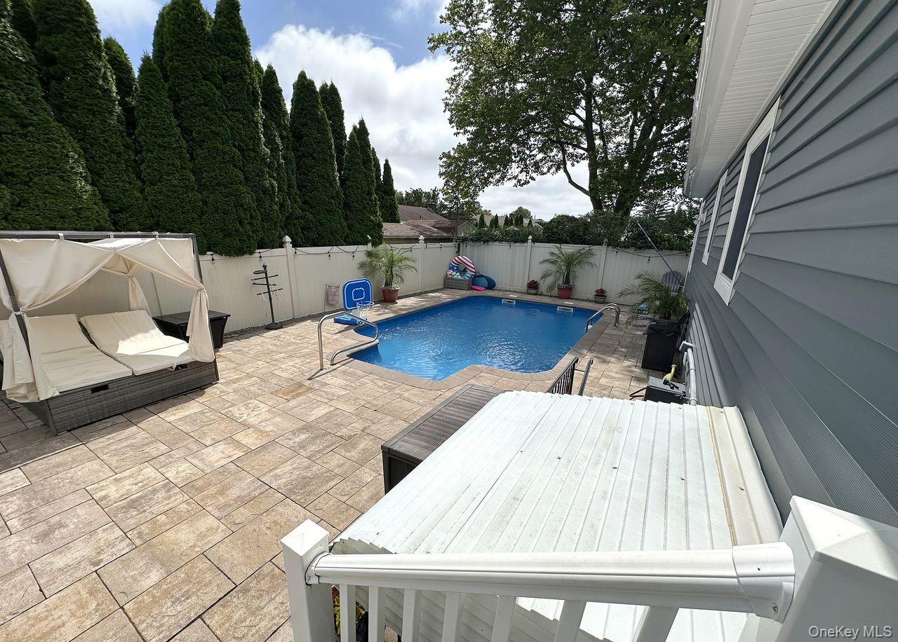 22 Clifford Drive Property Photo 24