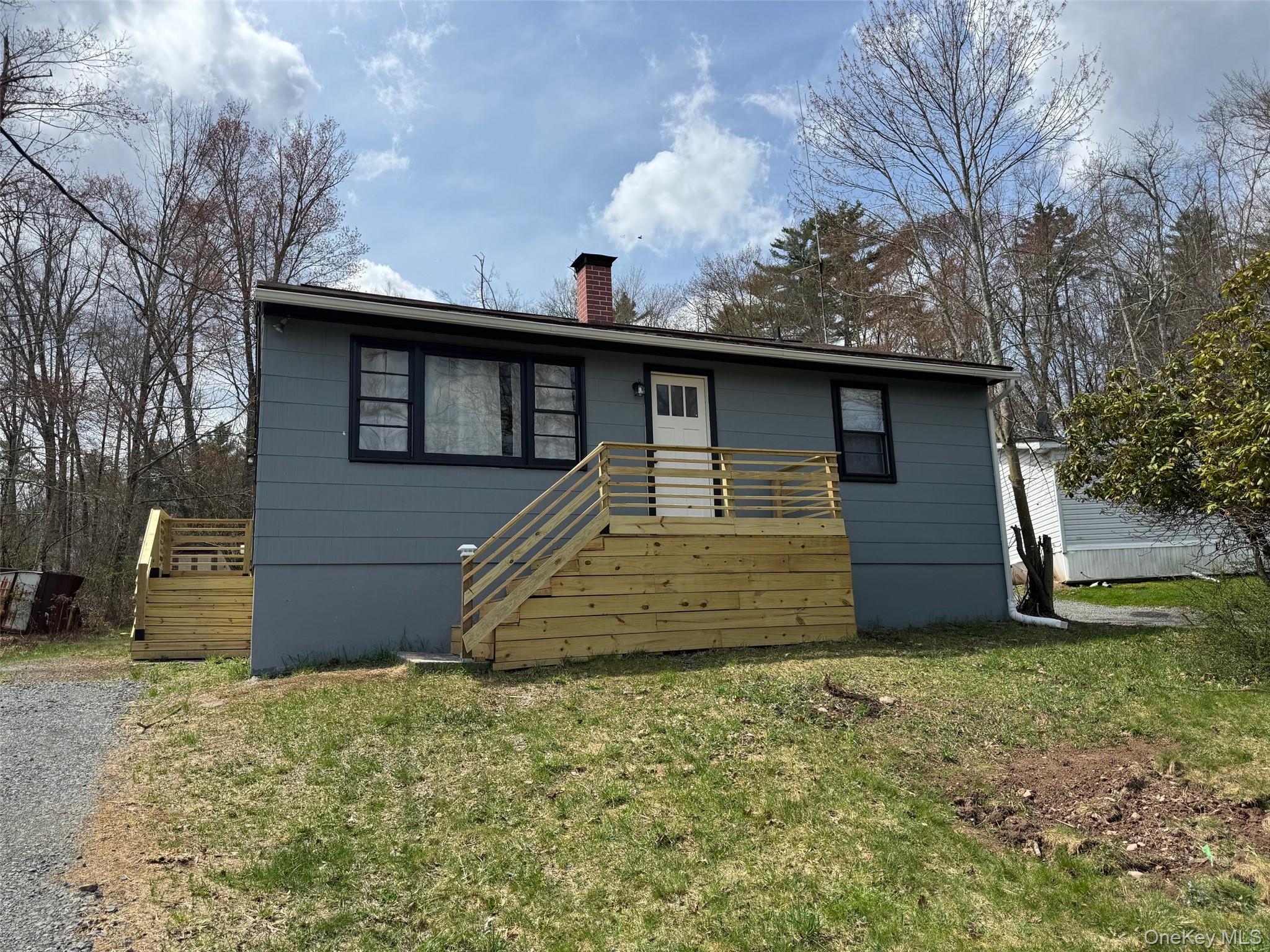 5 Lucky Lane Property Photo 1