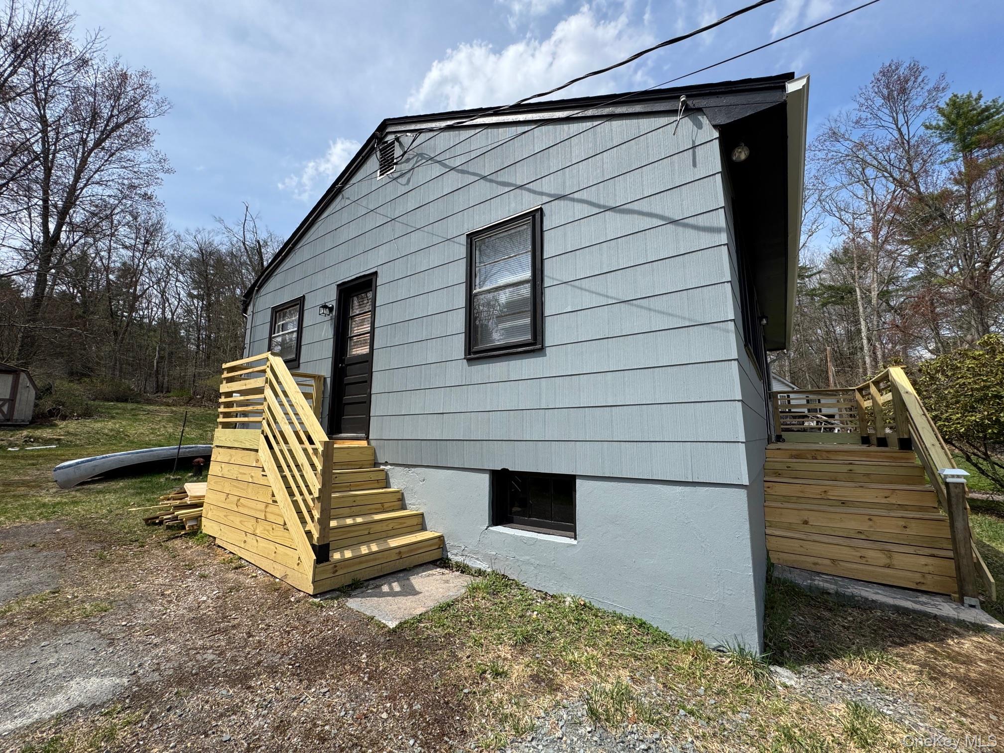 5 Lucky Lane Property Photo 2
