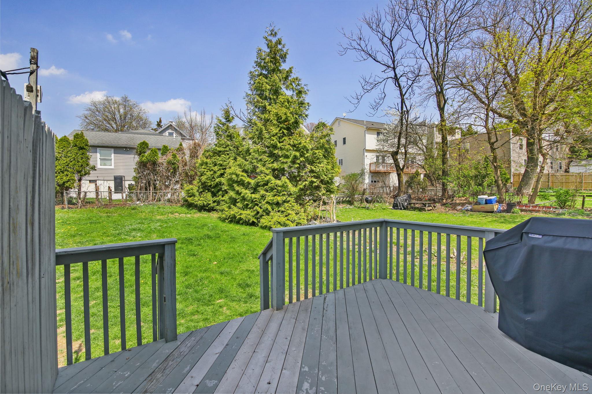 21 W Division Street Property Photo 5