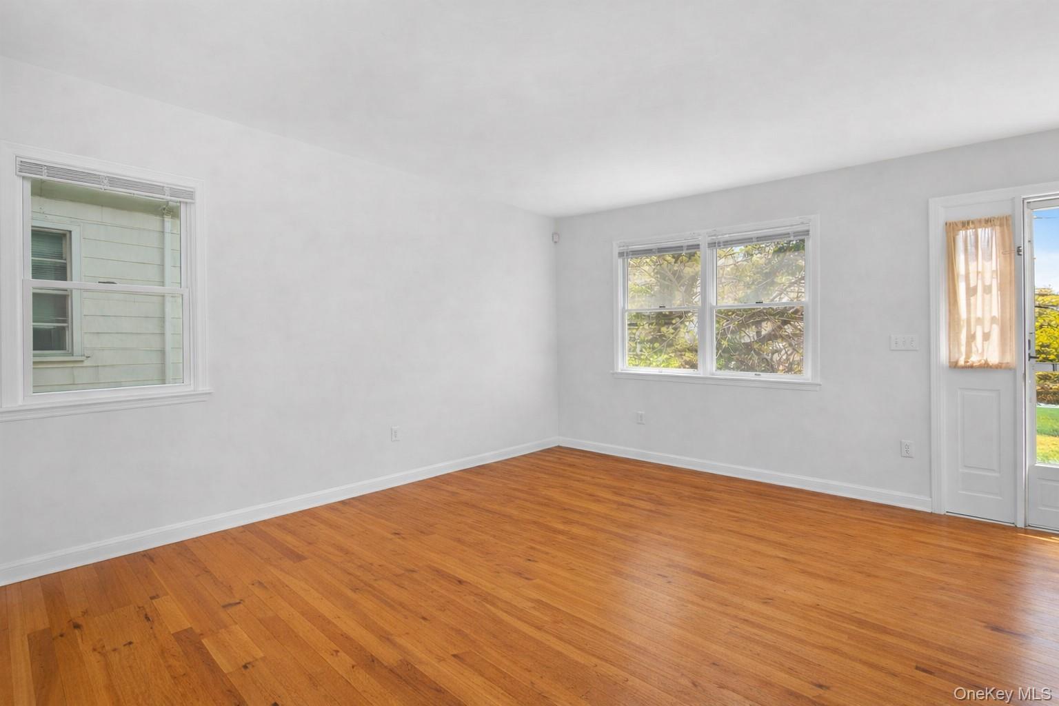 21 W Division Street Property Photo 10