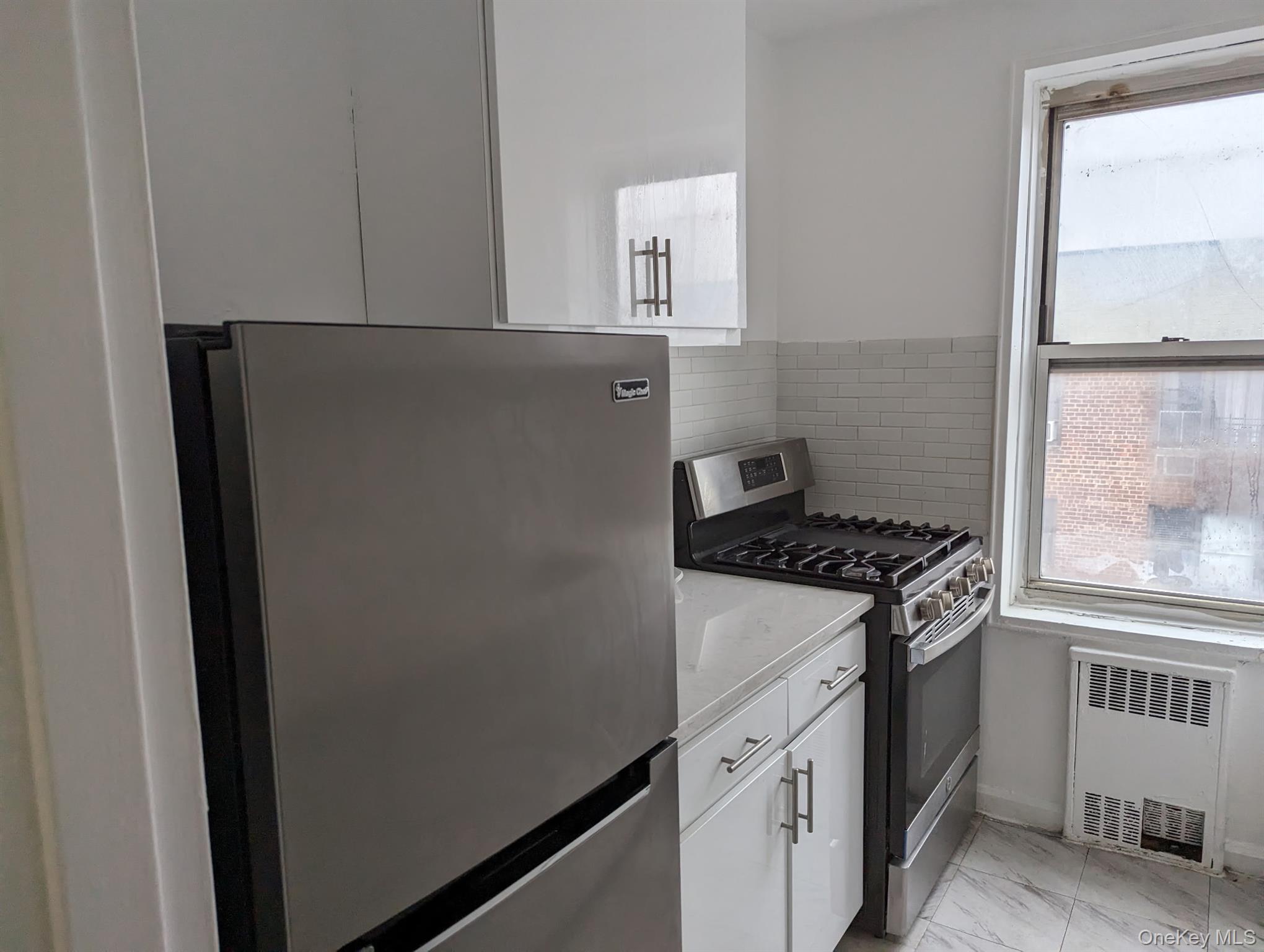 4225 80th Street 6f Property Photo 4