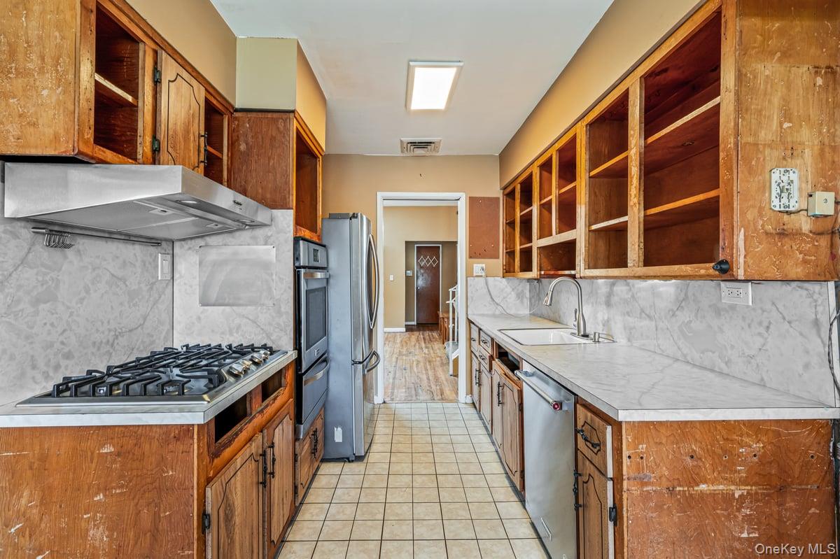 54-08 253rd Street Property Photo 8