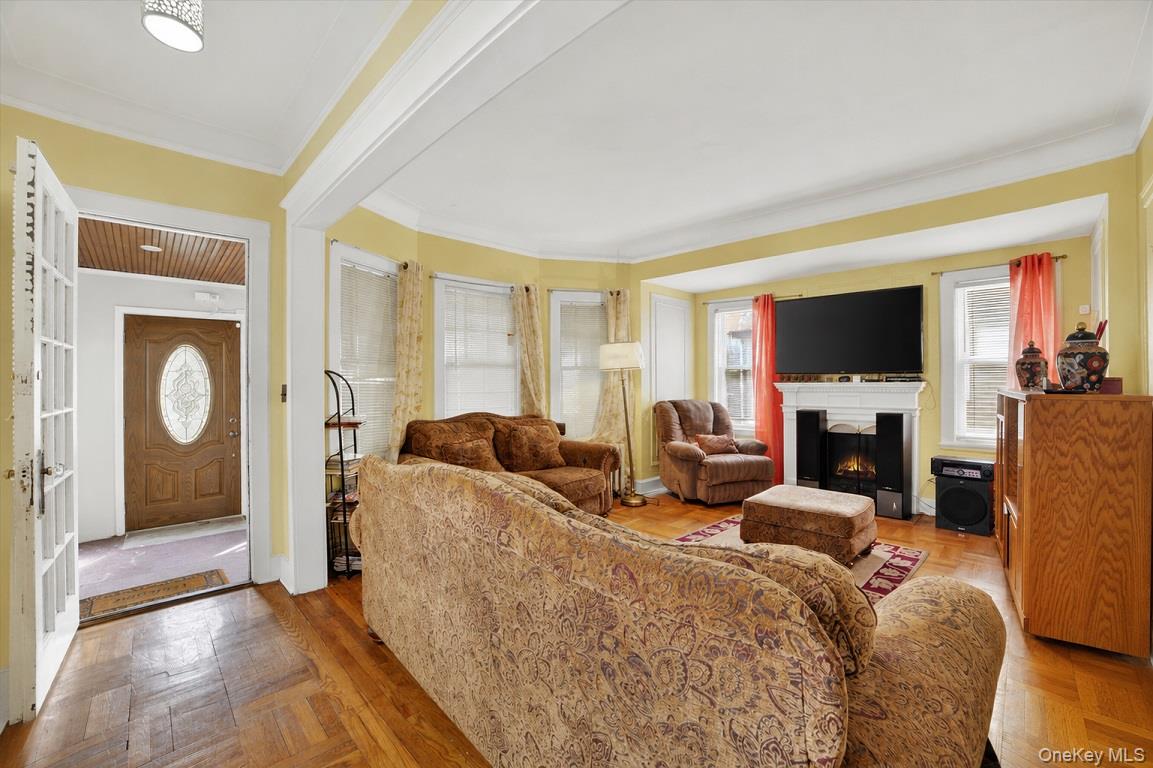 153 Hillside Avenue Property Photo 6