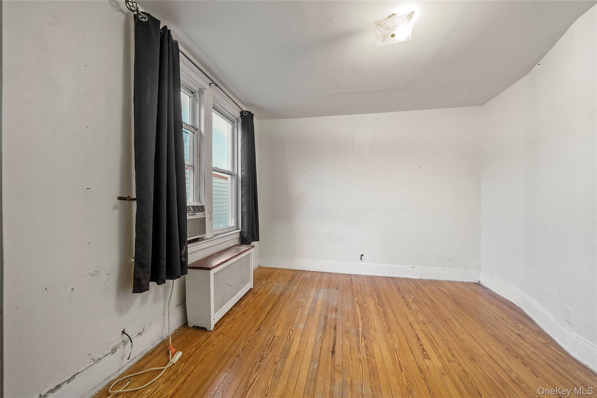 68-40 78th Street Property Photo 13