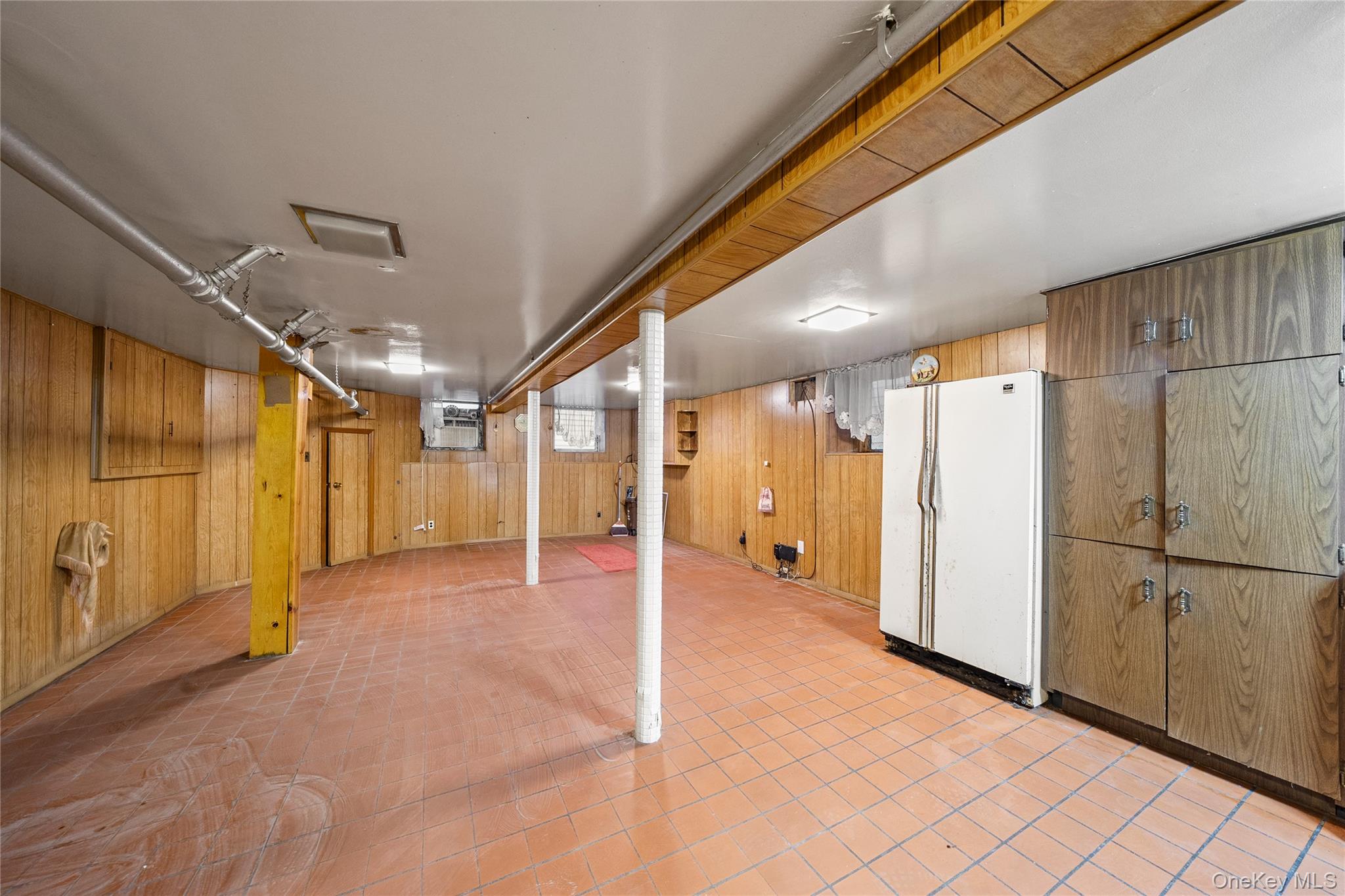 68-40 78th Street Property Photo 14