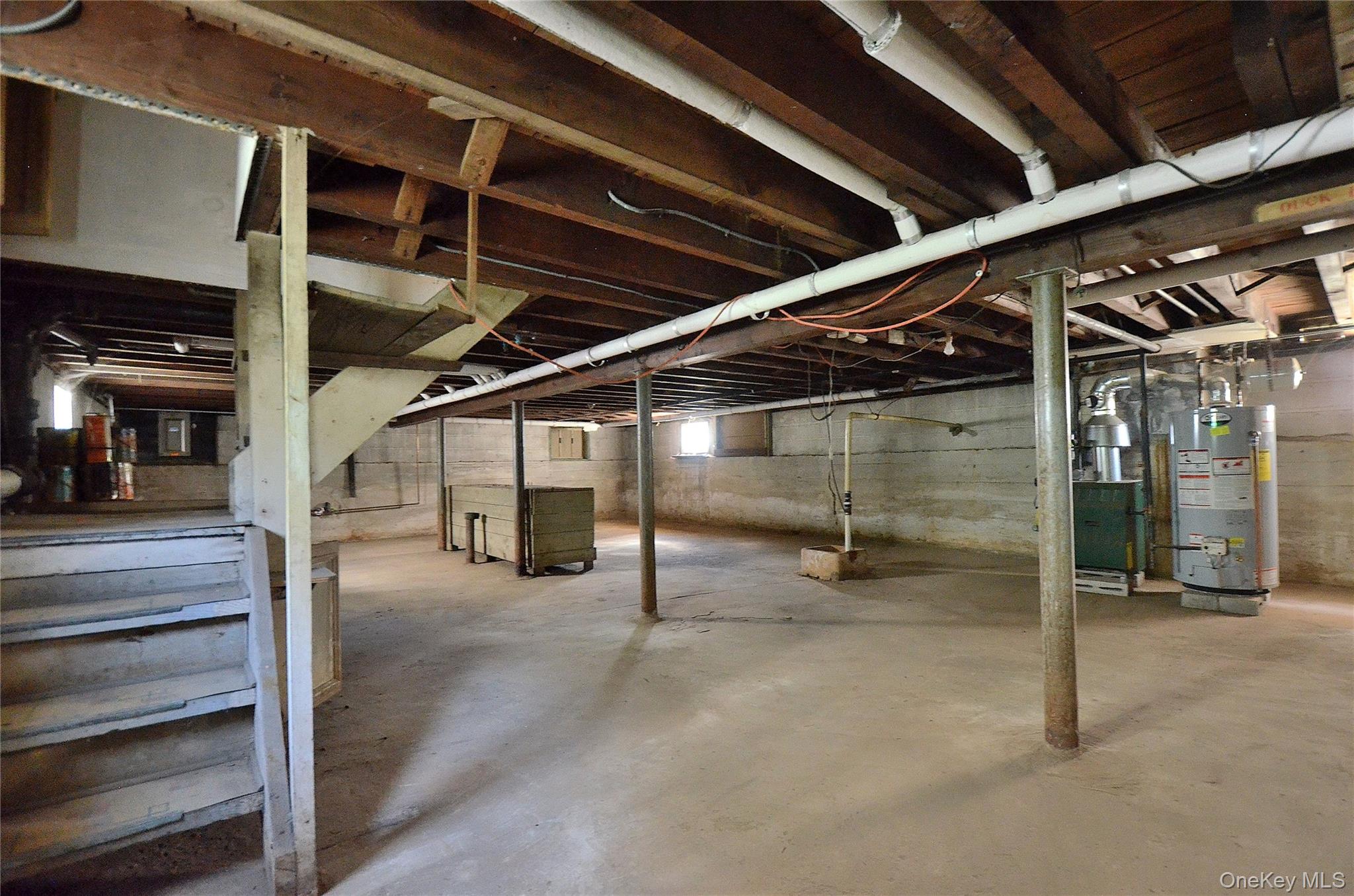 2586 Riverside Drive Property Photo 24