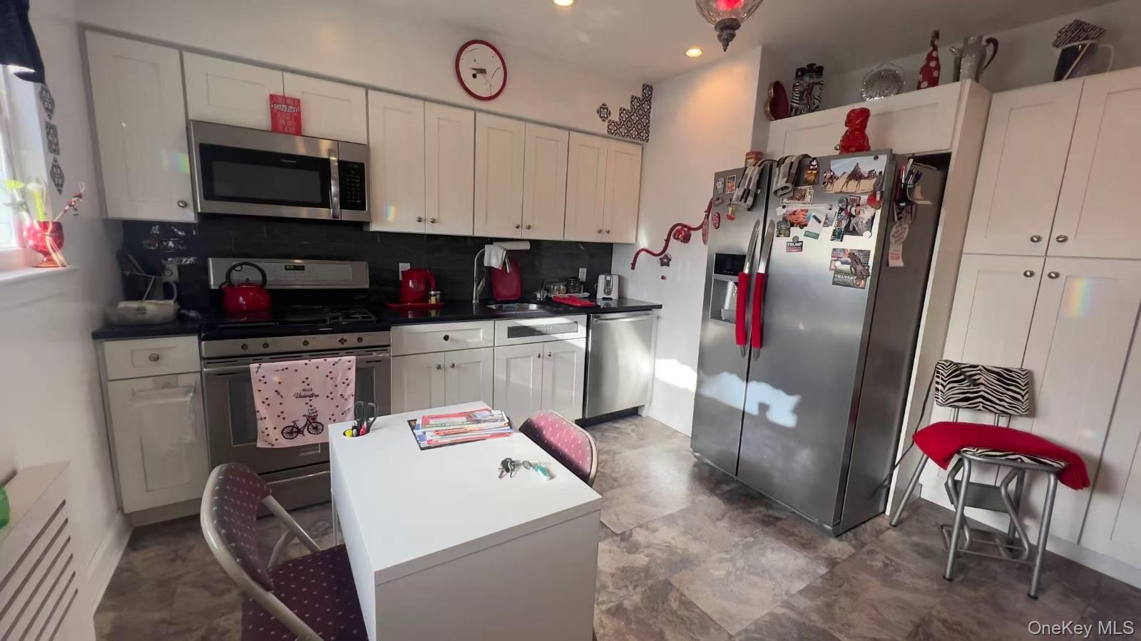 18215 58th Avenue A Property Photo 3