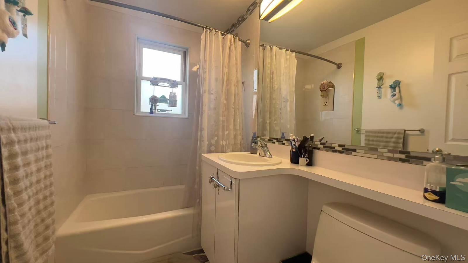 18215 58th Avenue A Property Photo 8