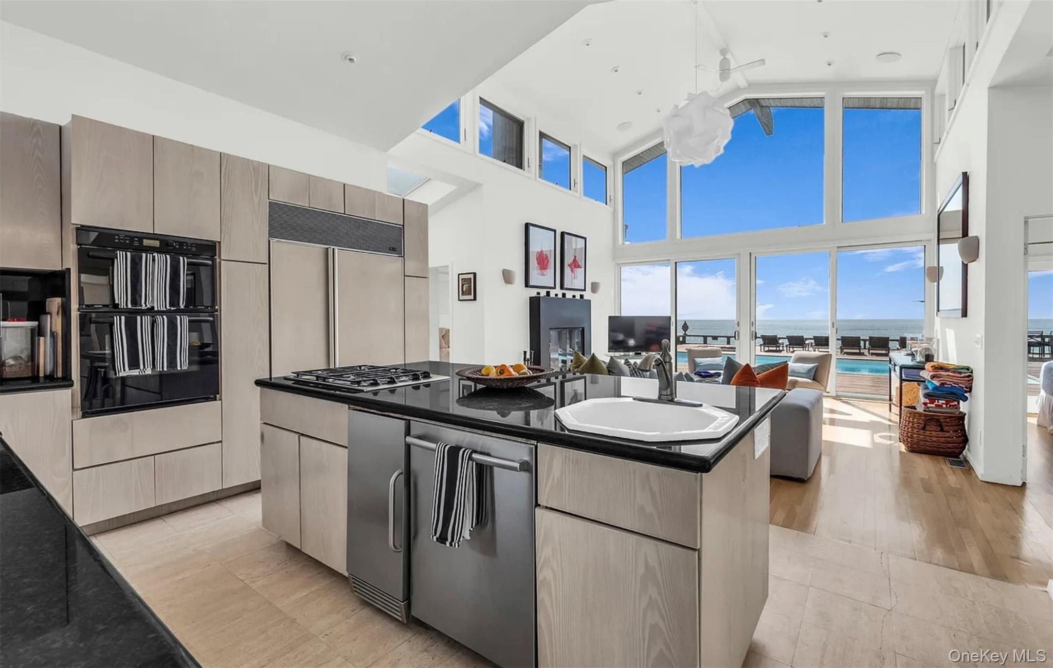 146 Ocean Walk Property Photo 6