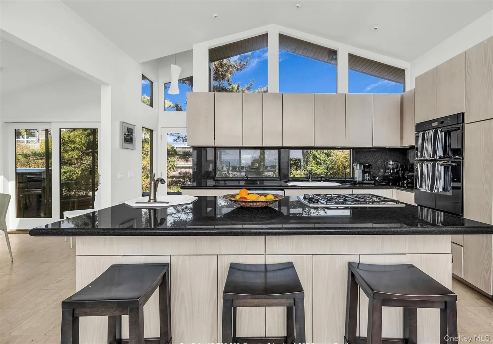 146 Ocean Walk Property Photo 8