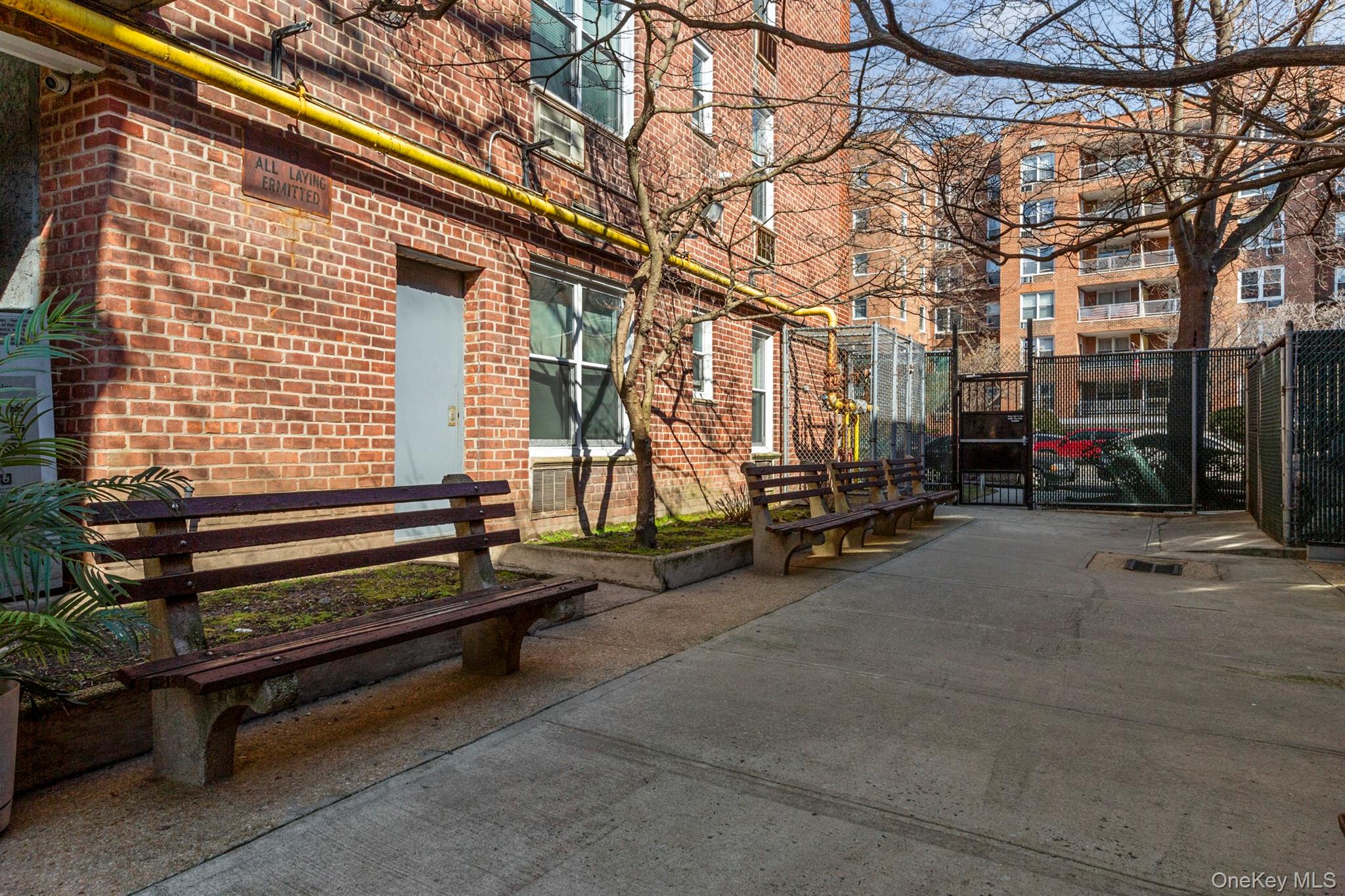 60th Street 34th Avenue 6d Property Photo 11