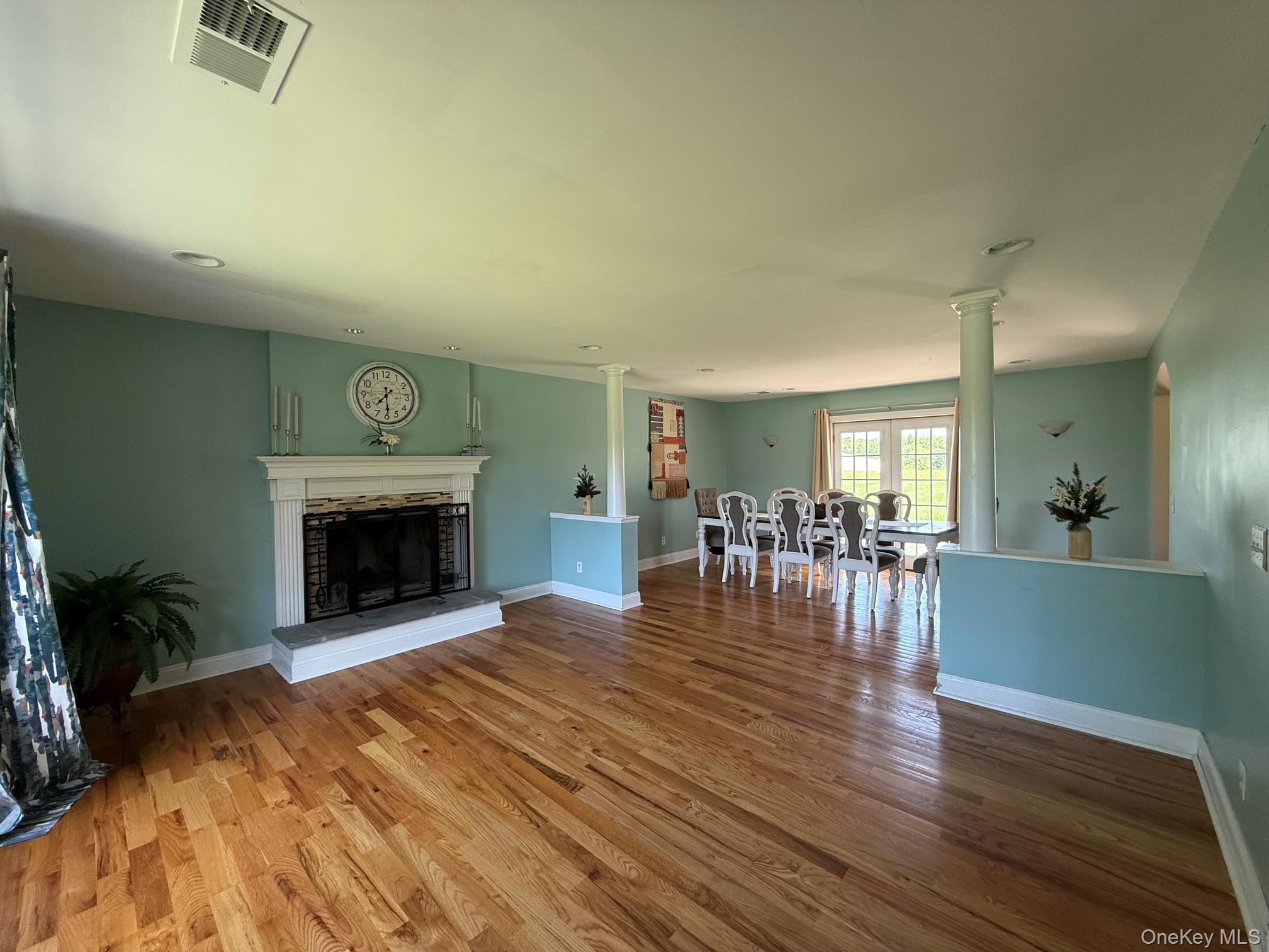 107 Dunthorne Drive Property Photo 13