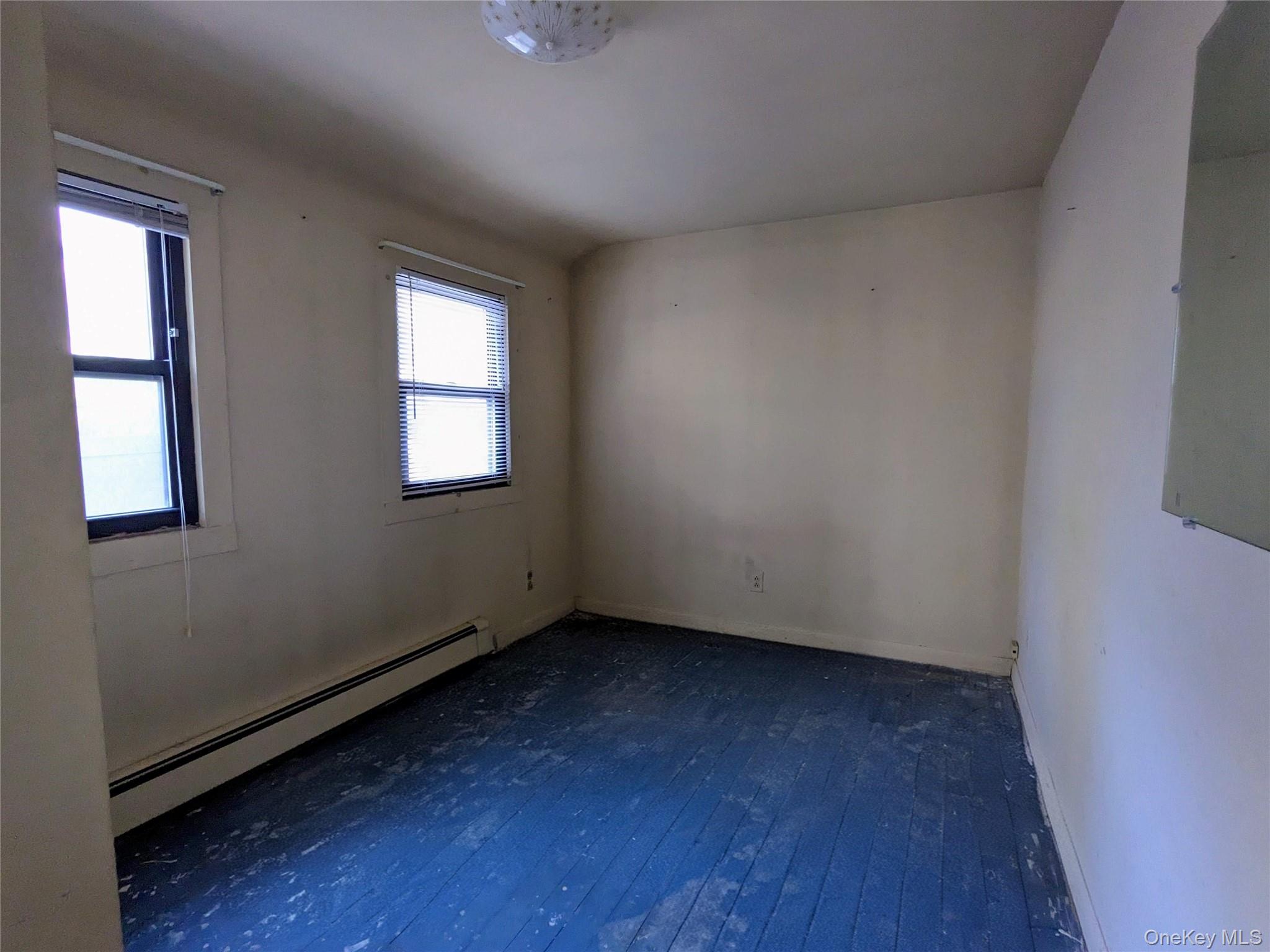 33 E Tusten Place Property Photo 26