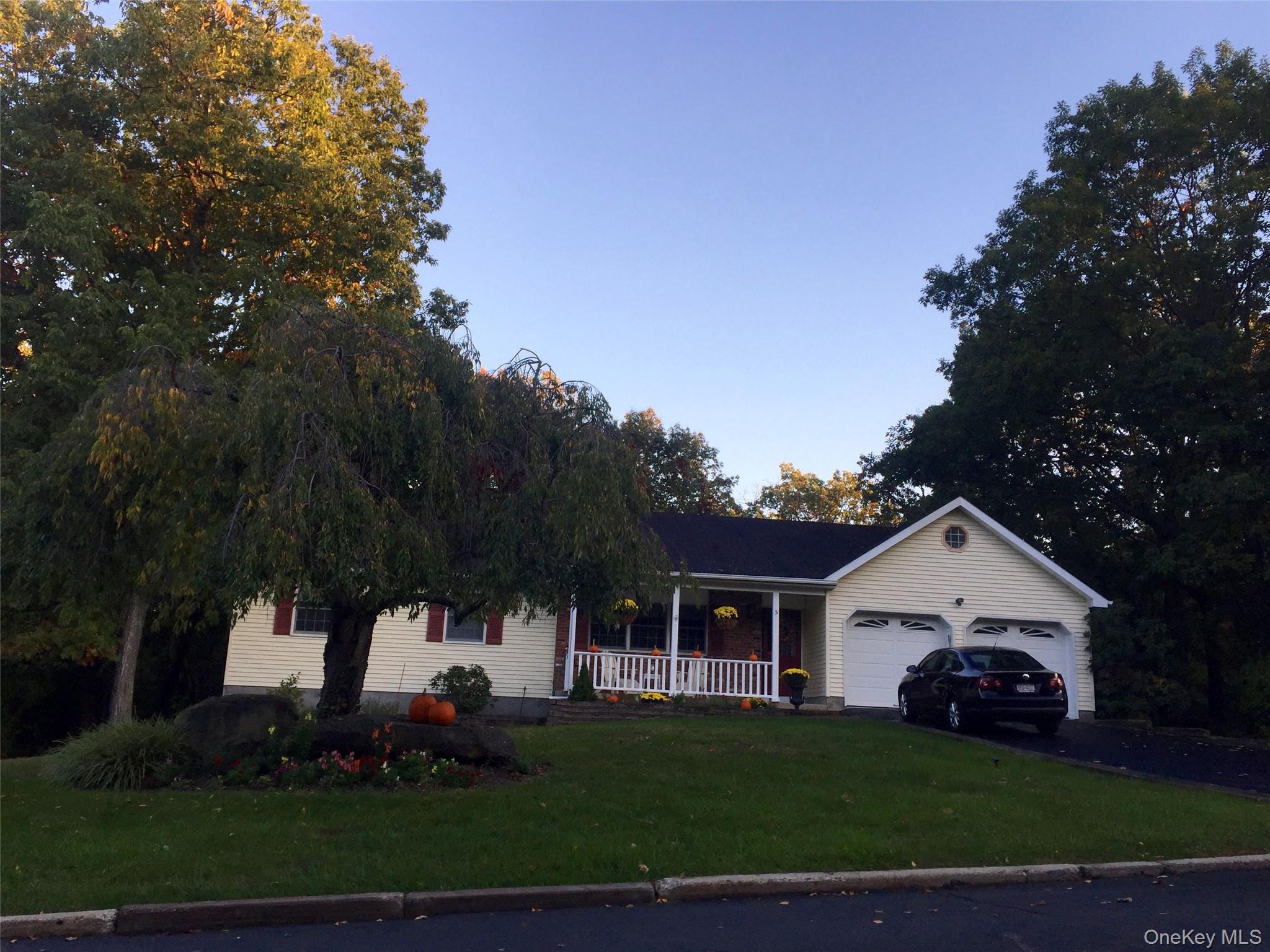 5 Scaglione Court Property Photo 18