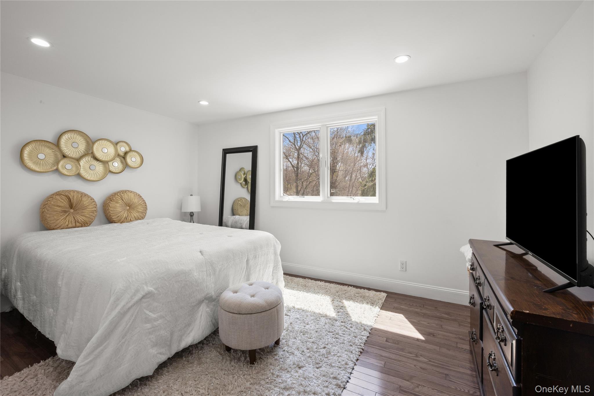 2 Grove Avenue Property Photo 20