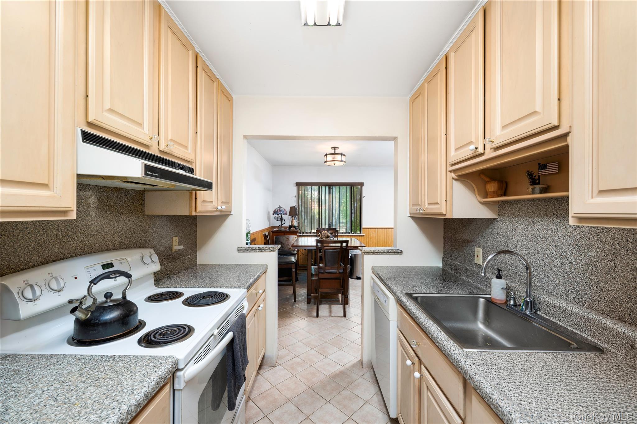 7 Loudon Drive 8 Property Photo 5