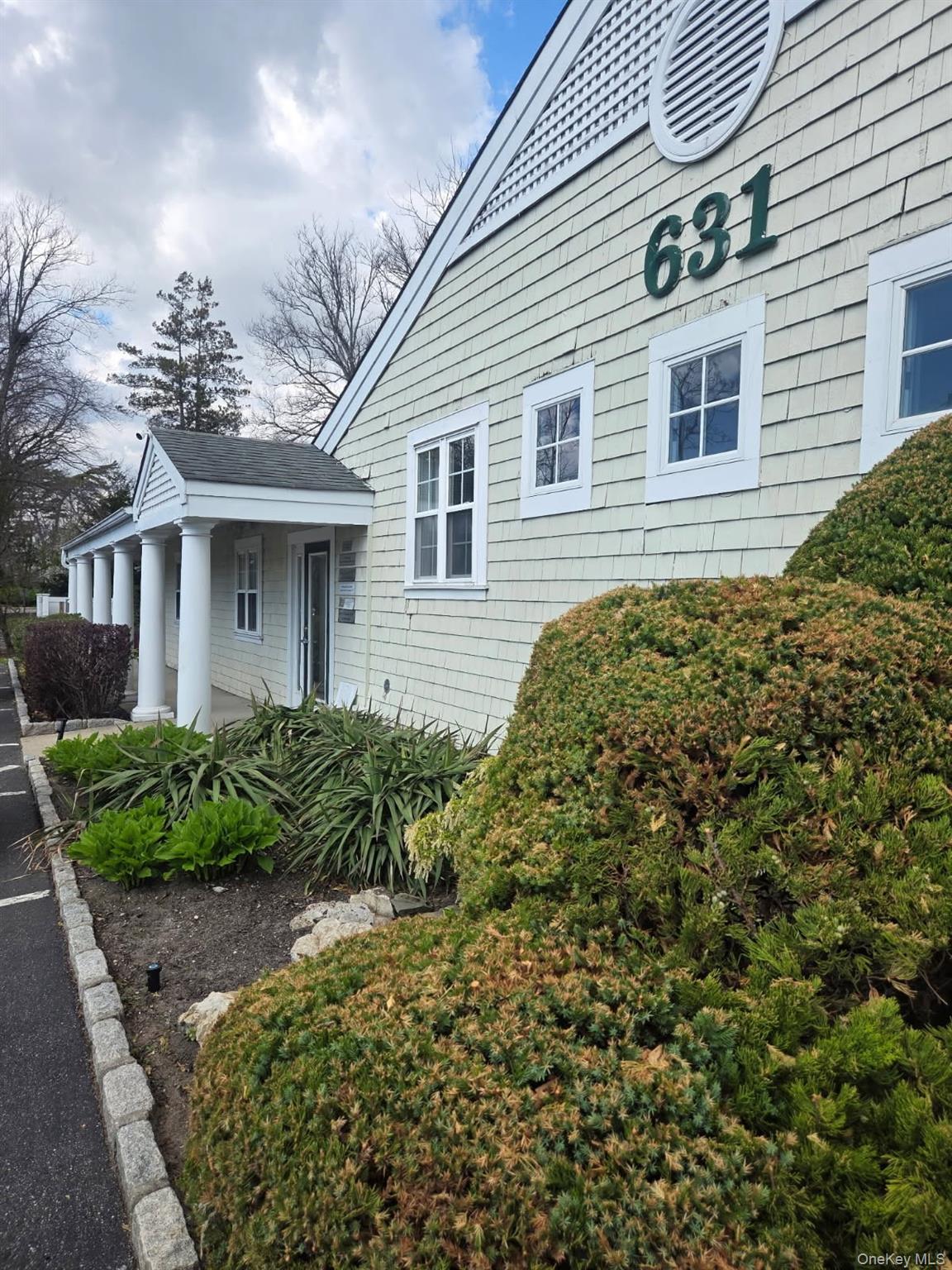 631 Montauk Highway 1 Property Photo 1