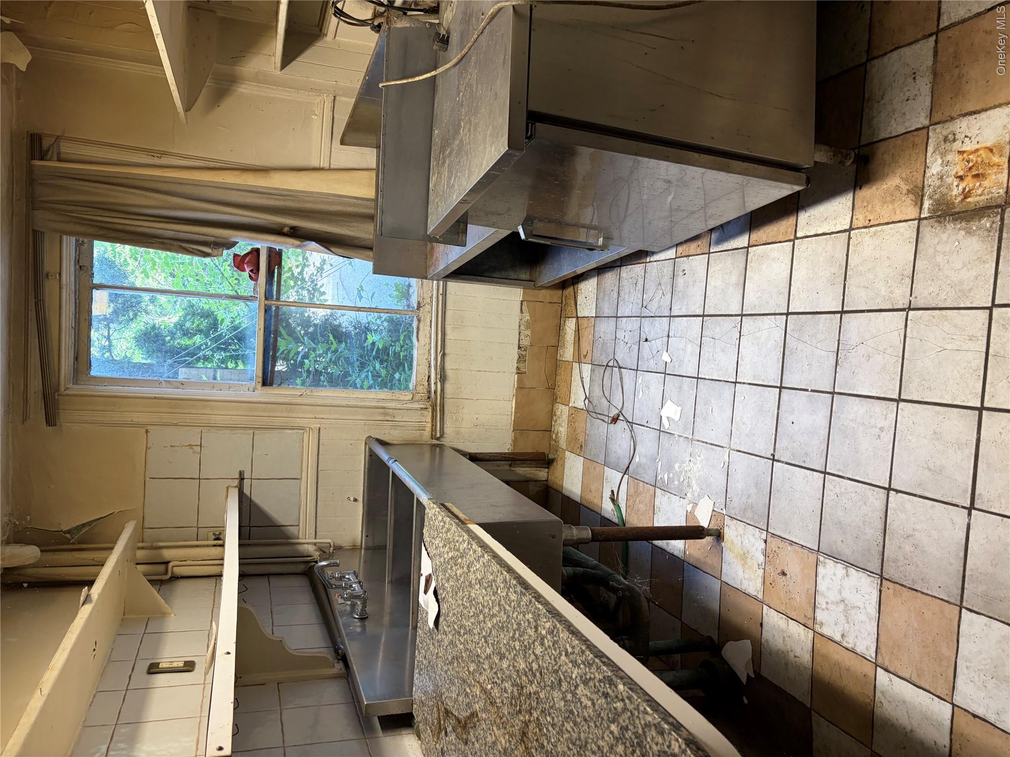 234 N Bedford Road Property Photo 8