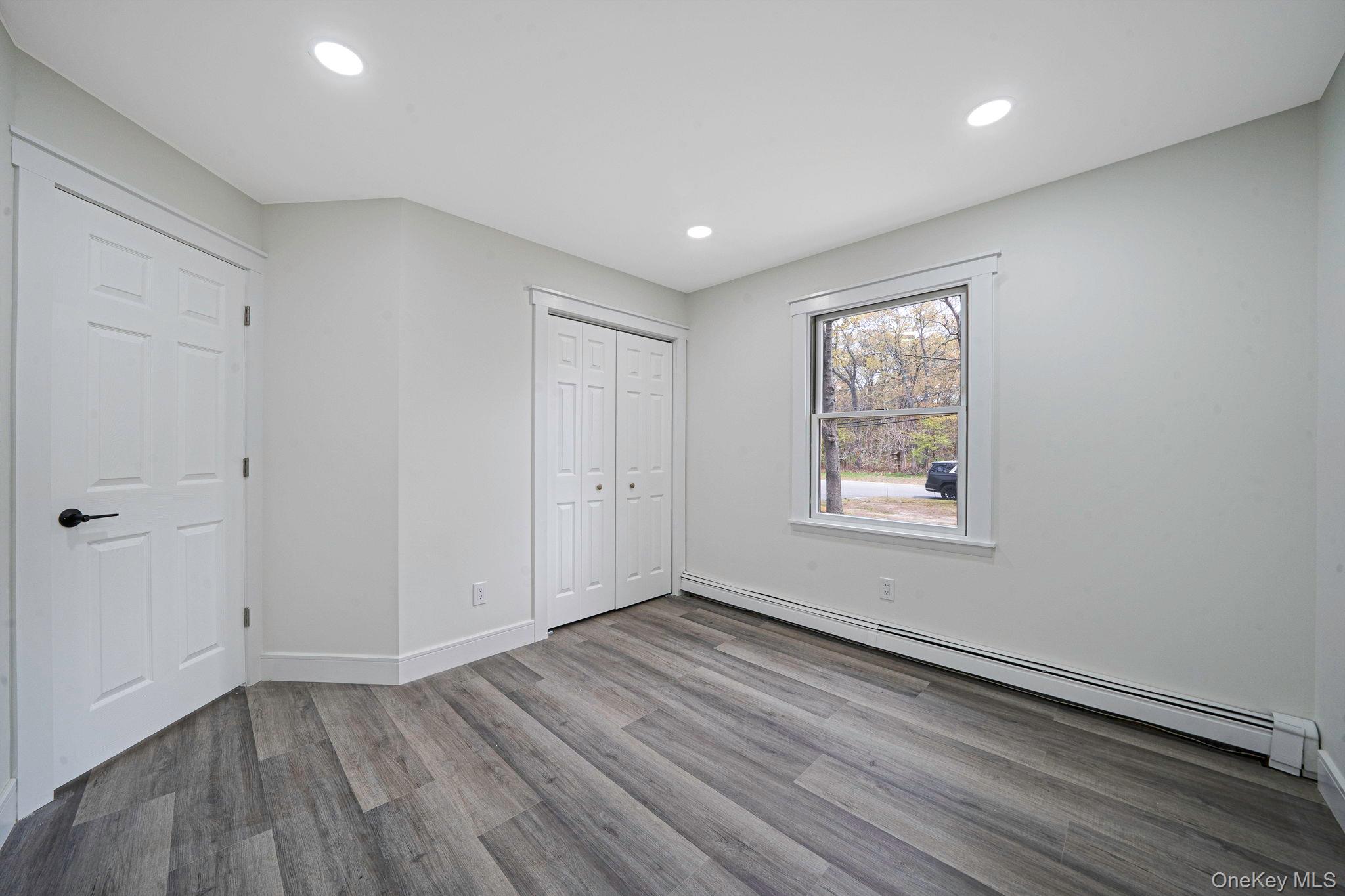 104 Cedarhurst Avenue Property Photo 4