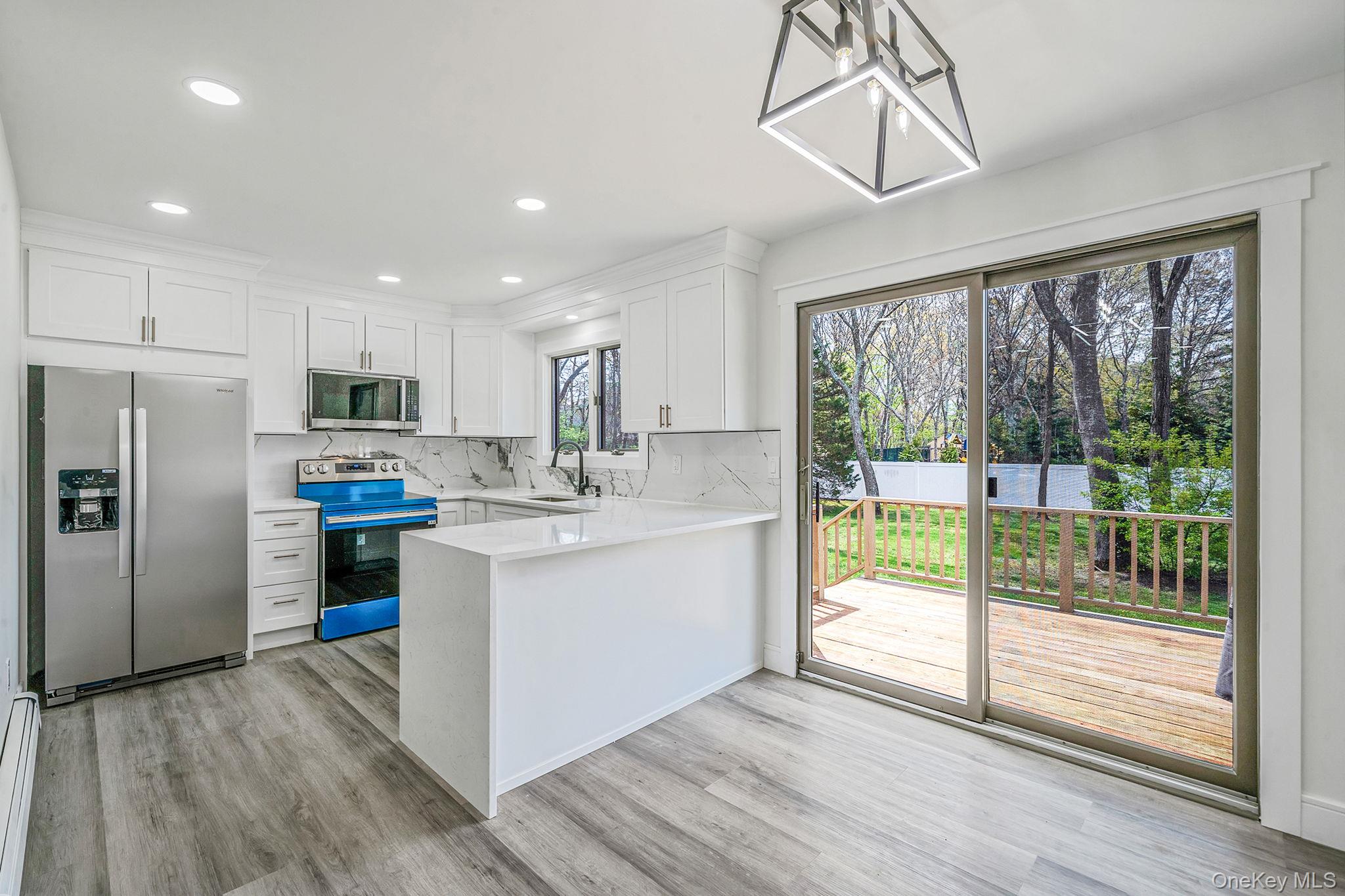 104 Cedarhurst Avenue Property Photo 11