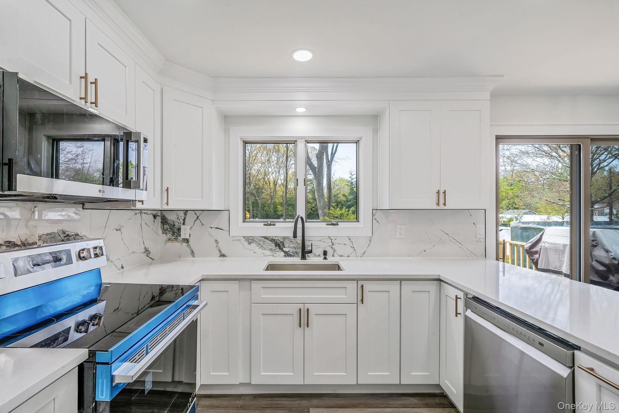104 Cedarhurst Avenue Property Photo 13