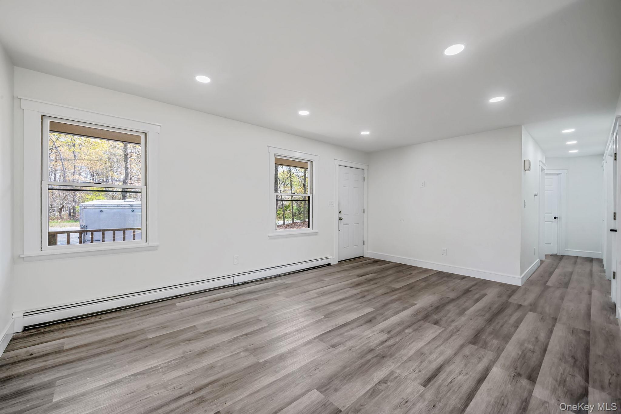 104 Cedarhurst Avenue Property Photo 17