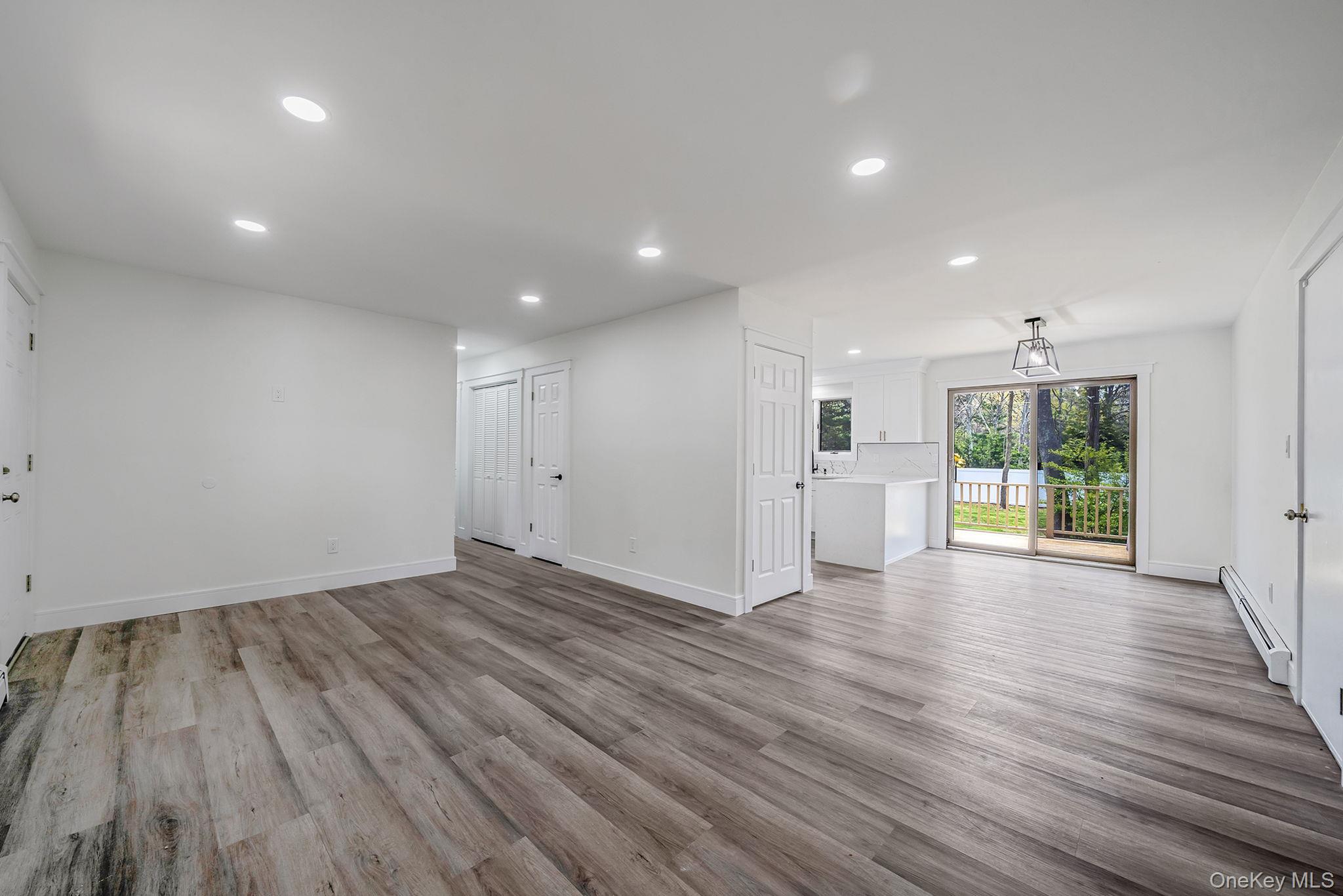 104 Cedarhurst Avenue Property Photo 18