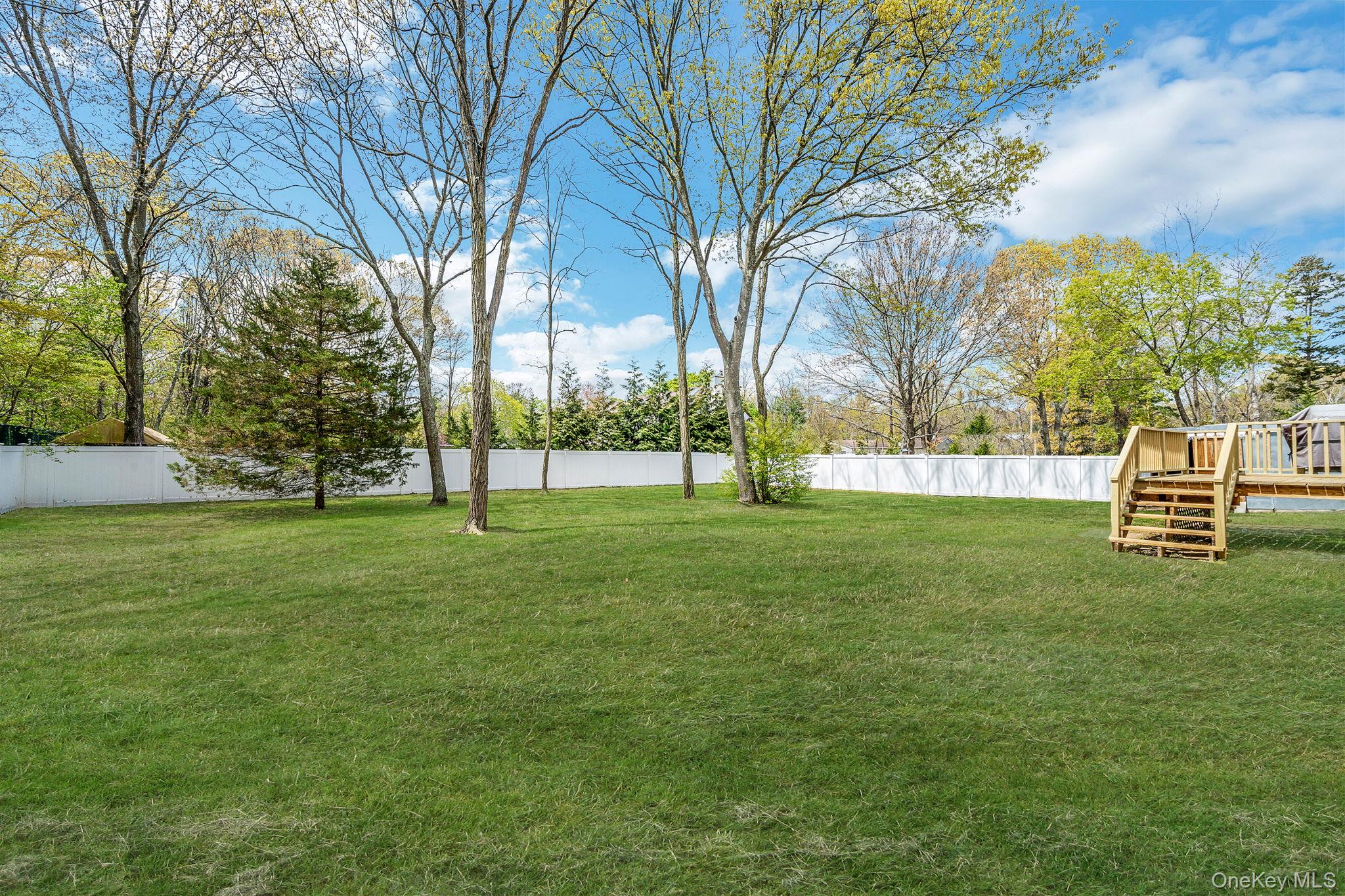 104 Cedarhurst Avenue Property Photo 32