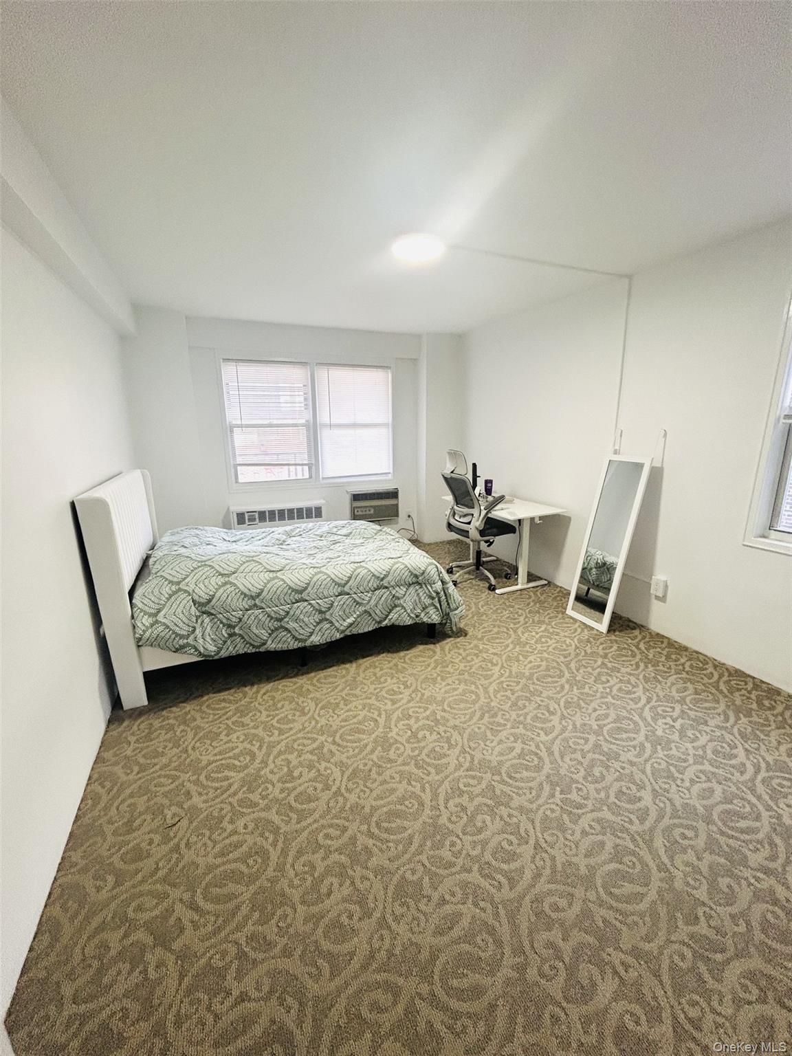 89-15 Parsons Boulevard 10e Property Photo 6