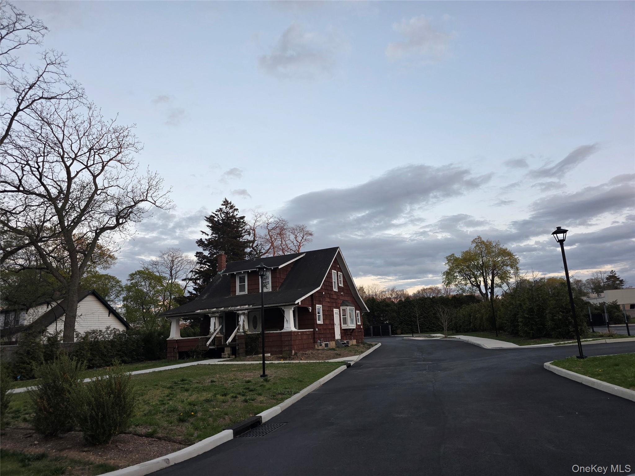 420 Townline Road Property Photo 1