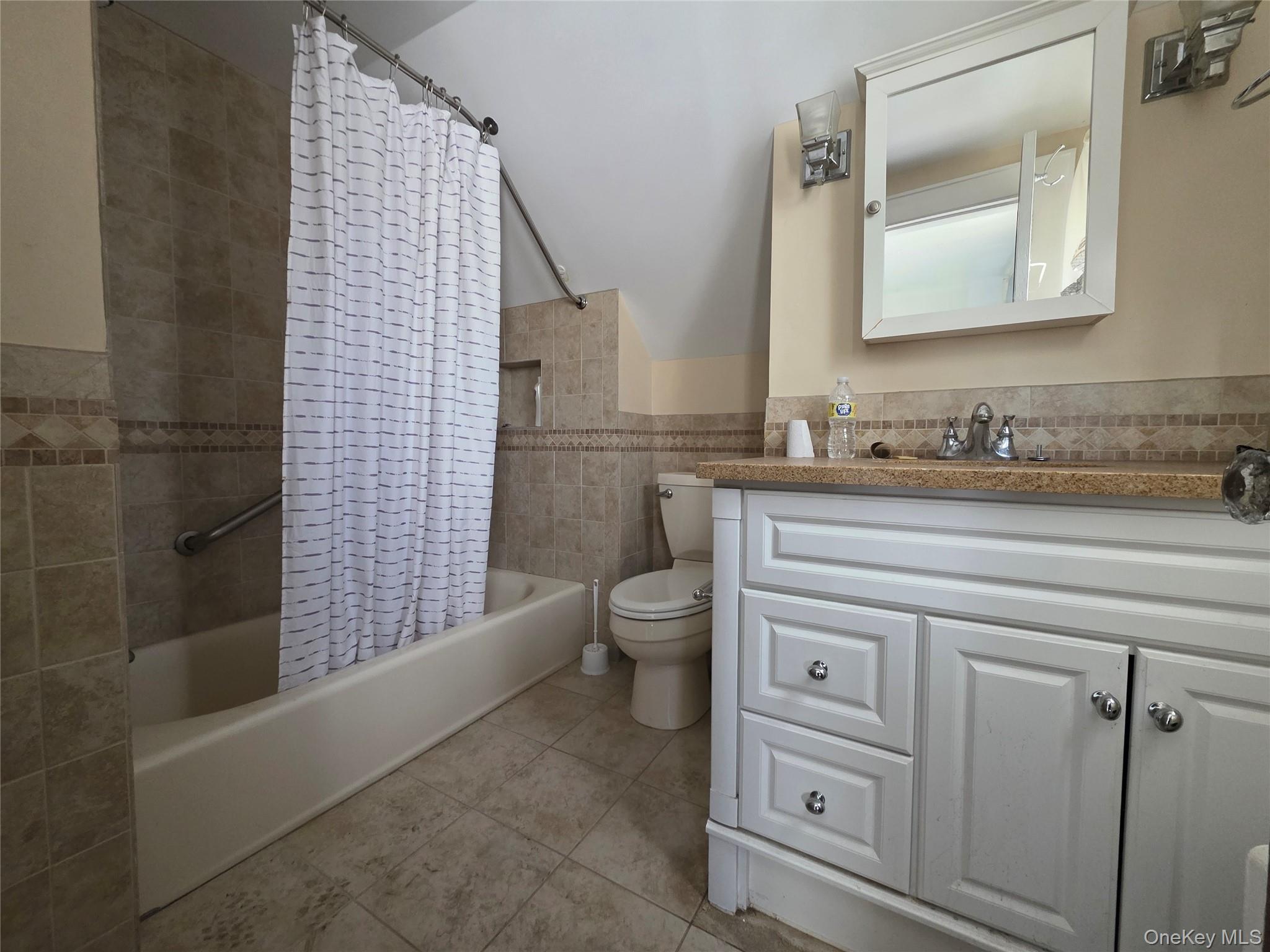 420 Townline Road Property Photo 8