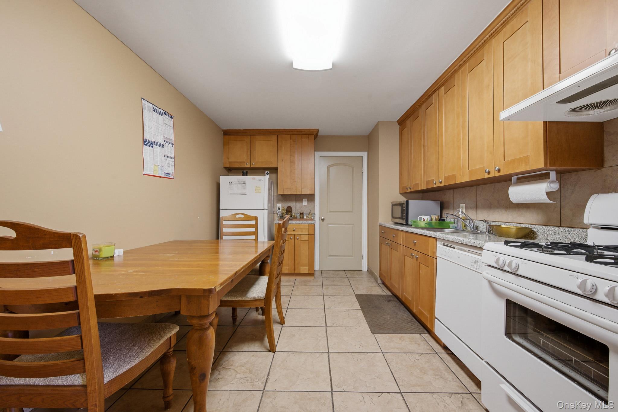 1 Arrowood Lane Property Photo 24