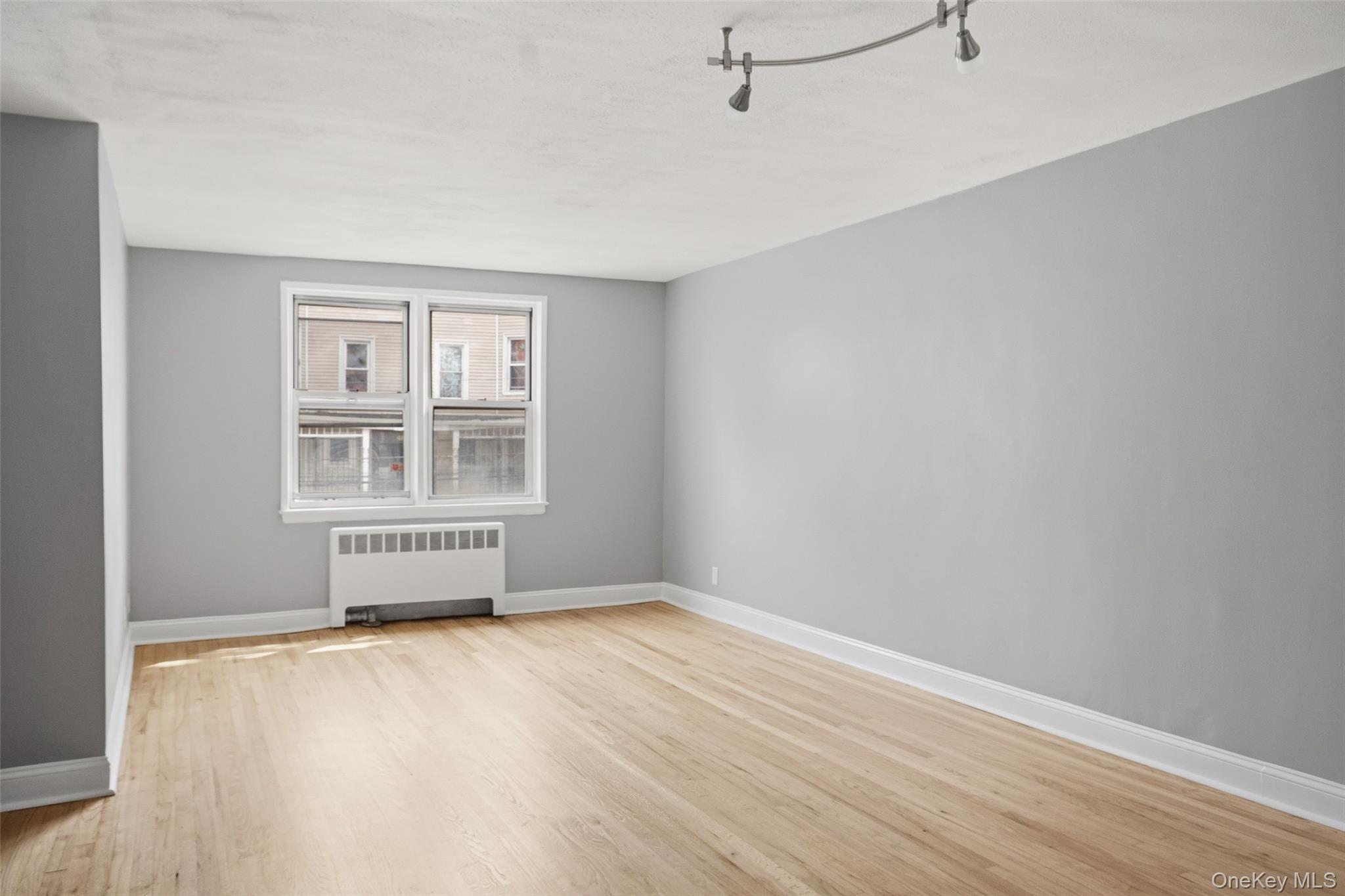 134 Ravine Avenue 3b Property Photo 13