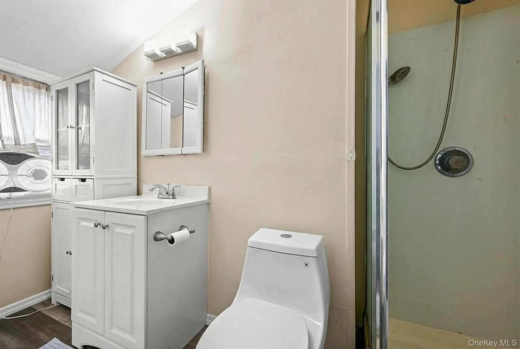 6 Willow Road Property Photo 19