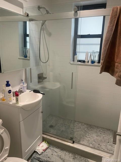 21-51 27th Street Property Photo 7