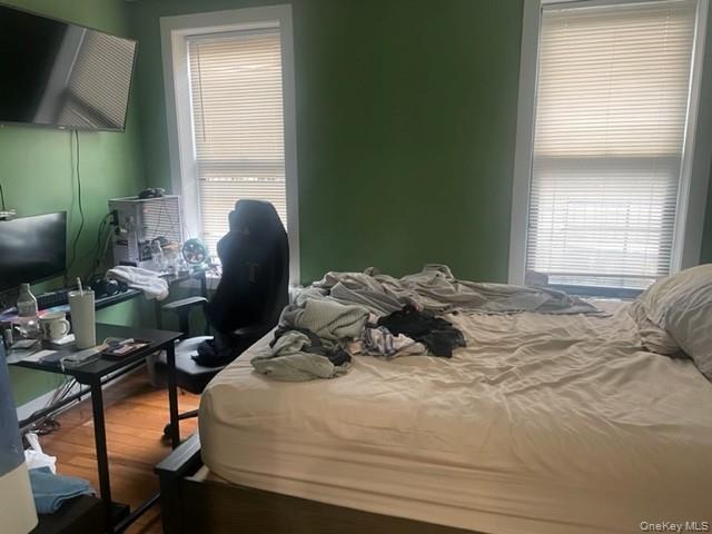 21-51 27th Street Property Photo 8