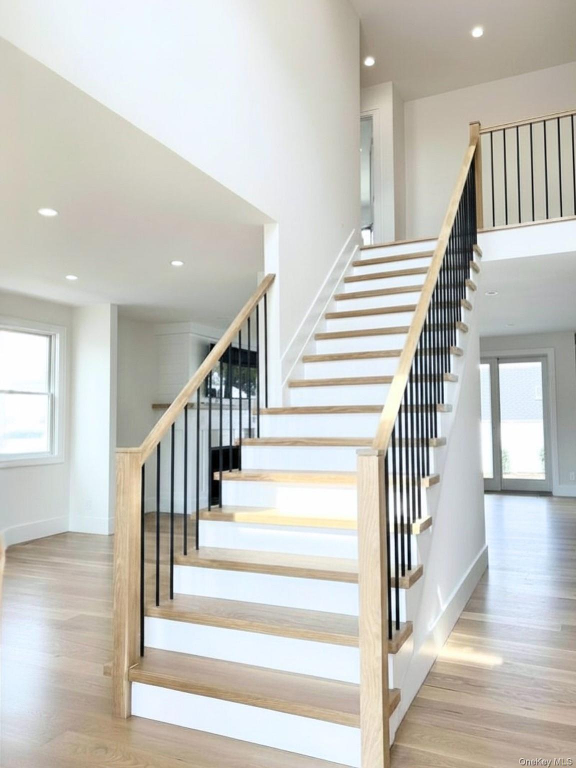 5 Baker Lane Property Photo 2